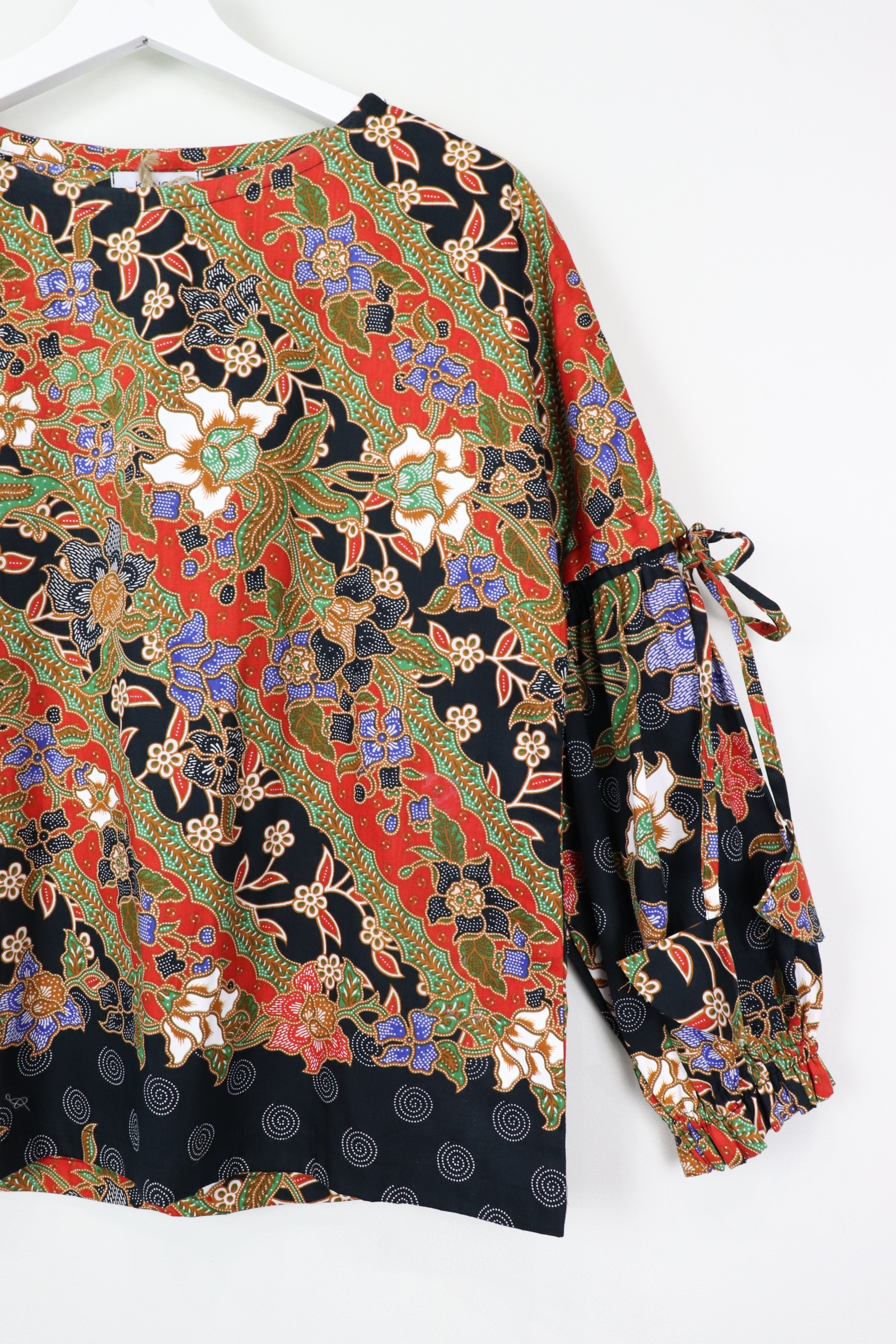 Klassik Batik Top - Sabtu