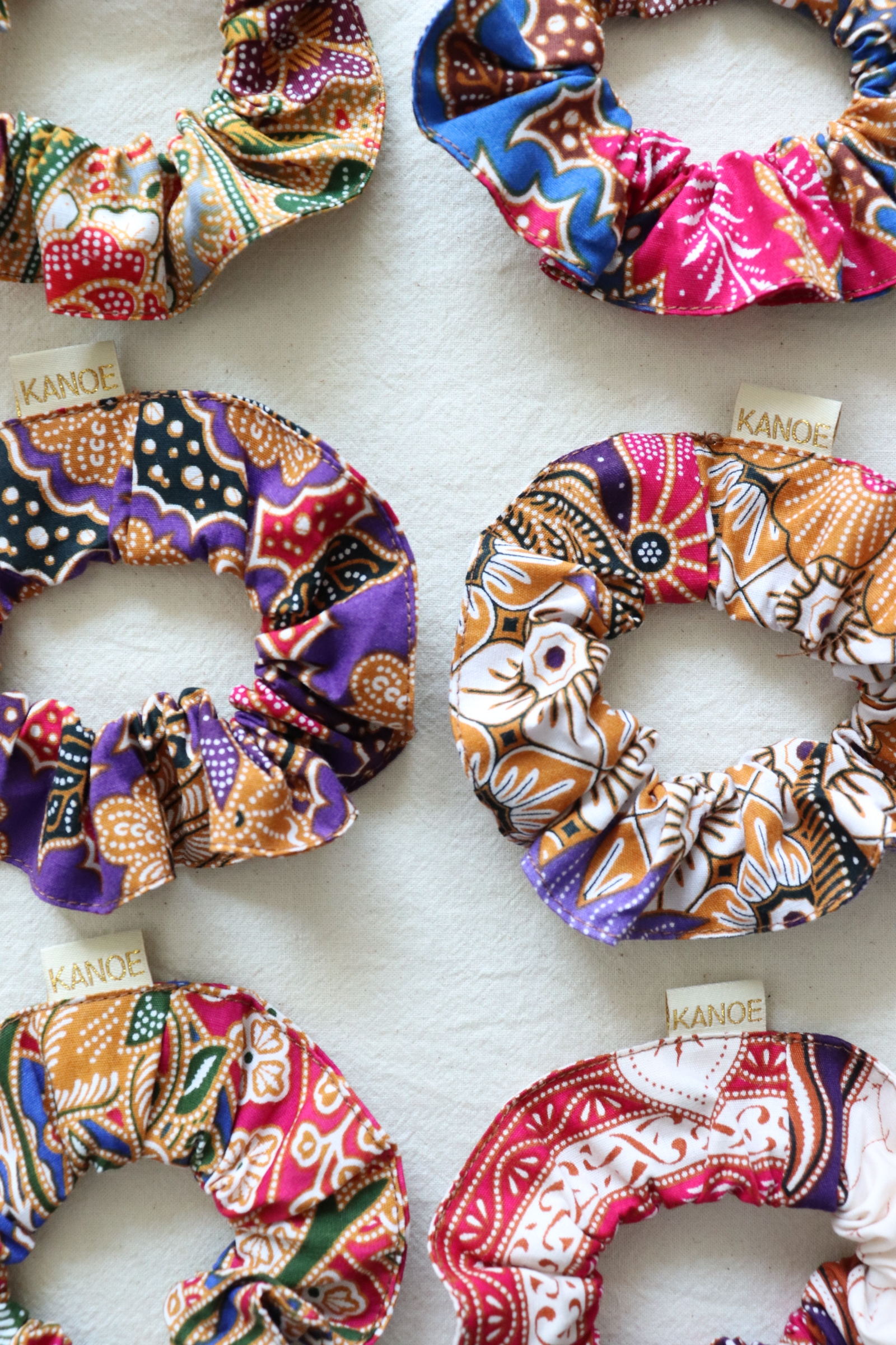 Batik Scrunchies [Set of 6] - Glazzy