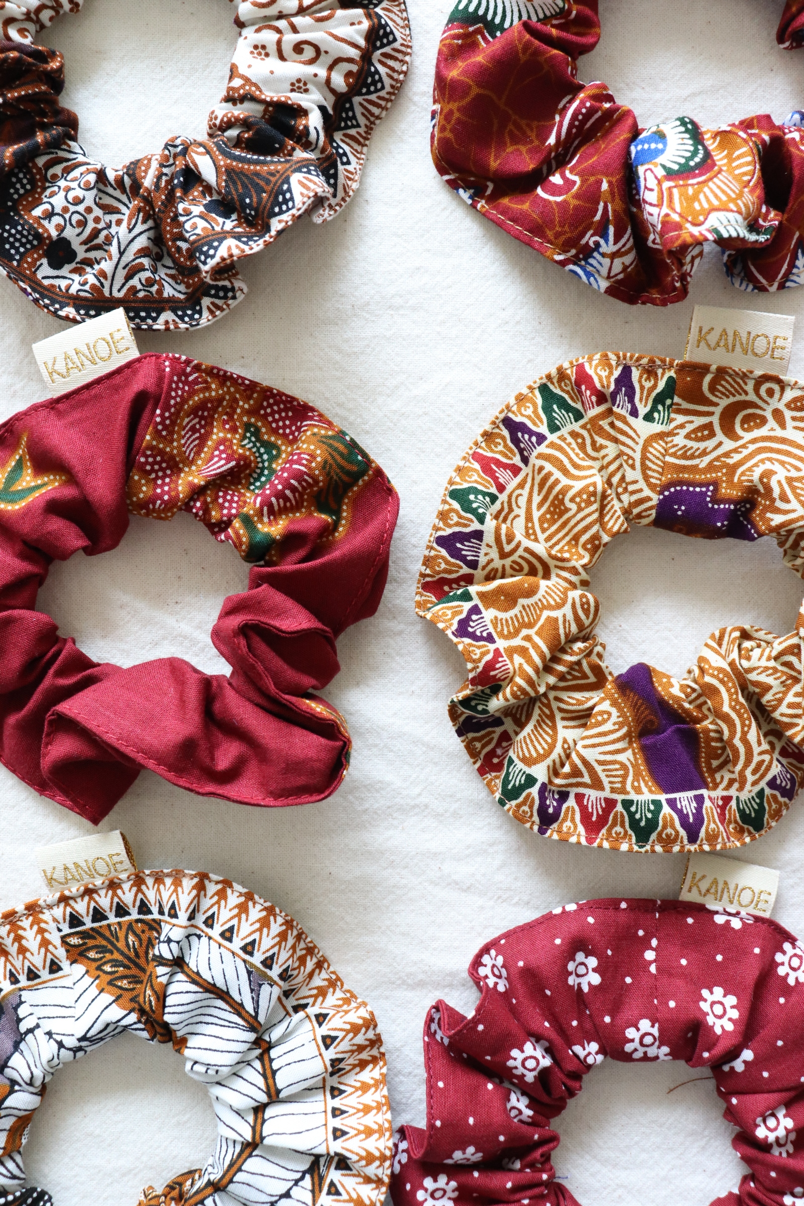 Batik Scrunchies [Set of 6] - Cranberry Swirl