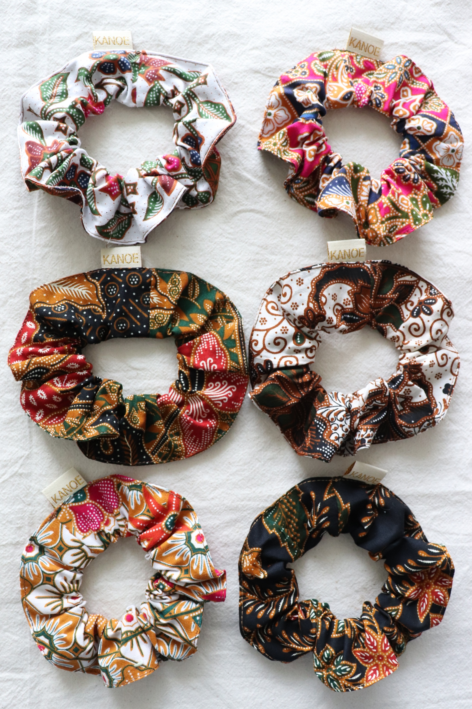 Batik Scrunchies [Set of 6] - Powdered Icing