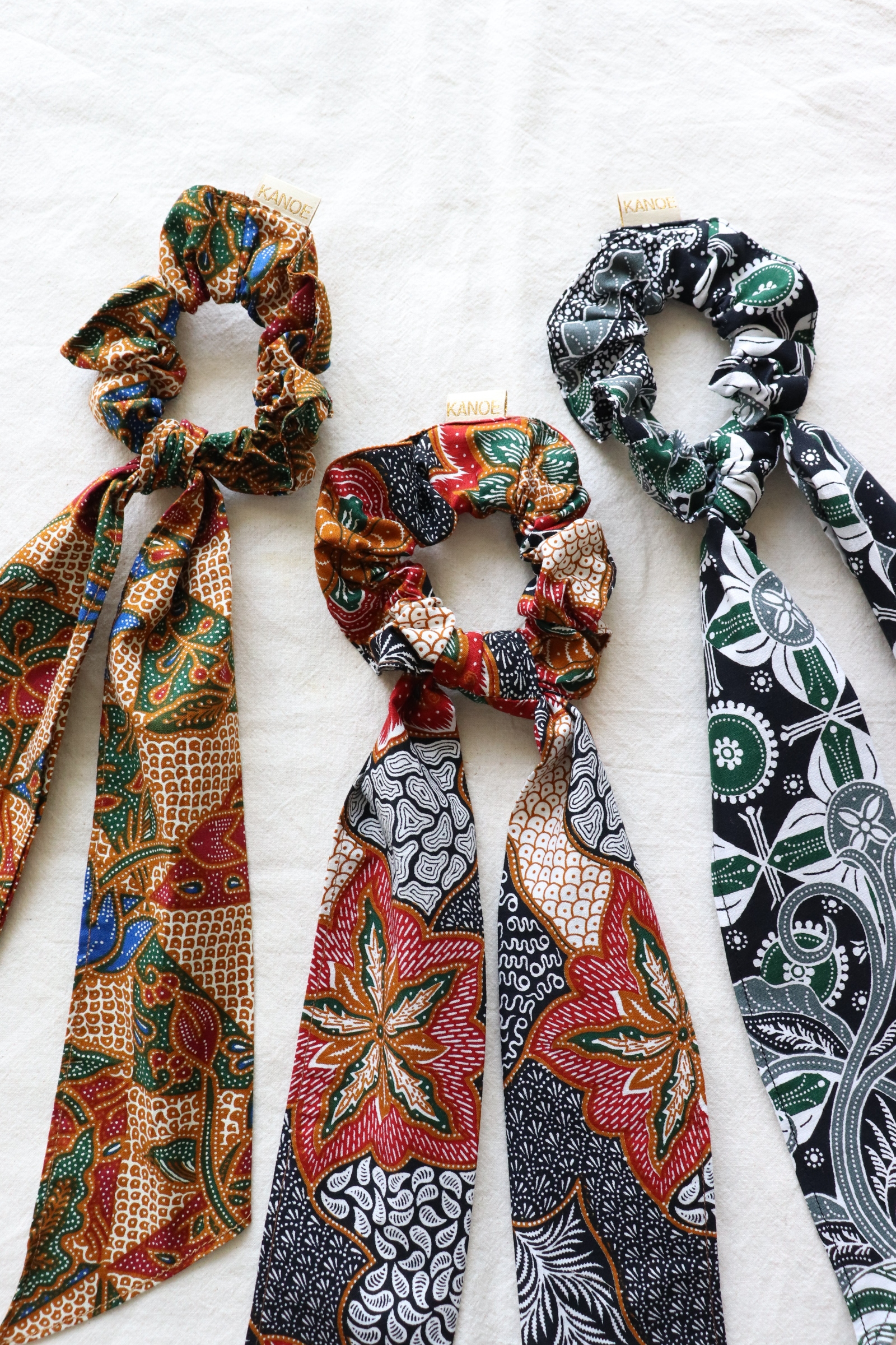 Batik Scrunchie w/ Ribbon [Set of 3] - Kiwie