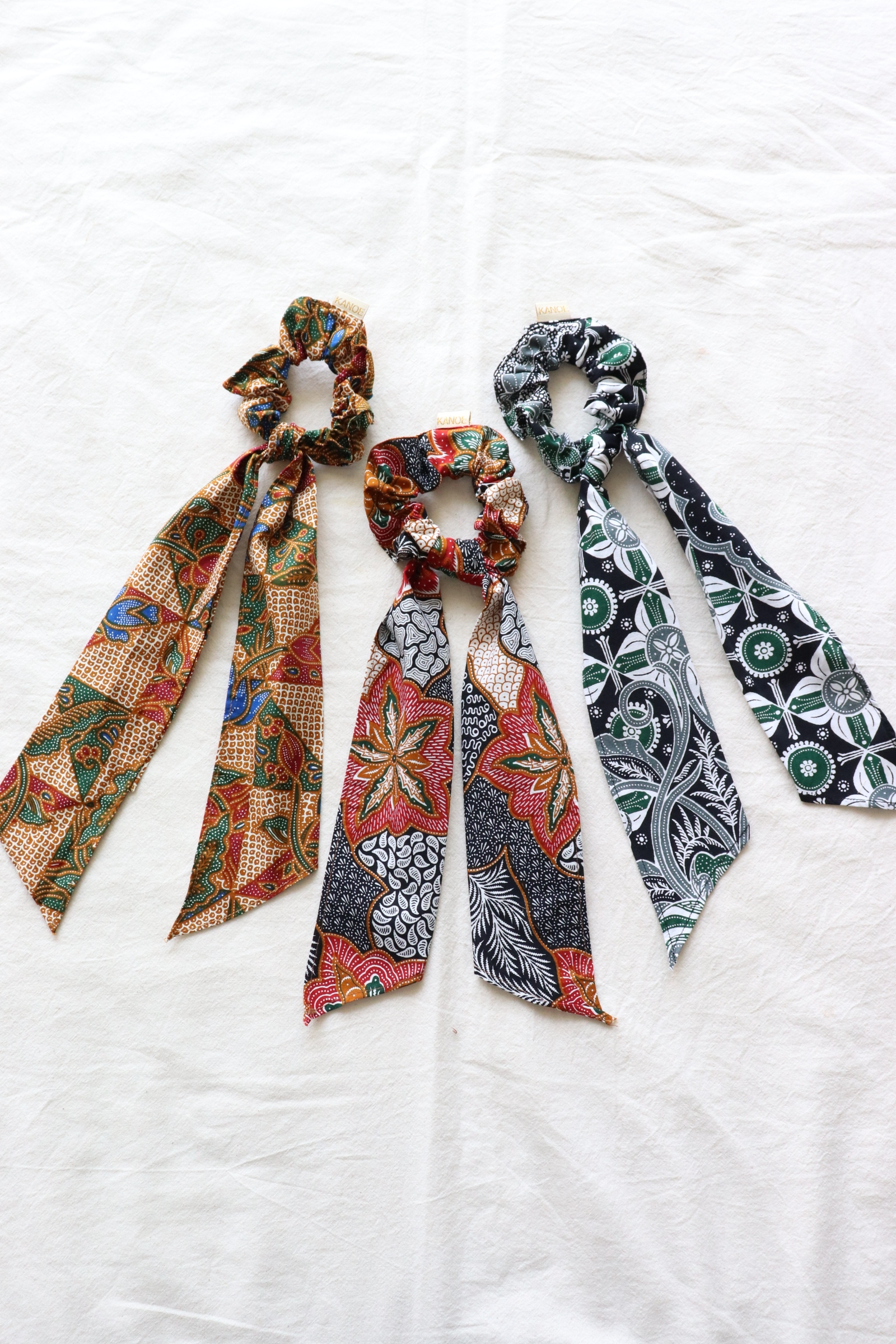 Batik Scrunchie w/ Ribbon [Set of 3] - Kiwie