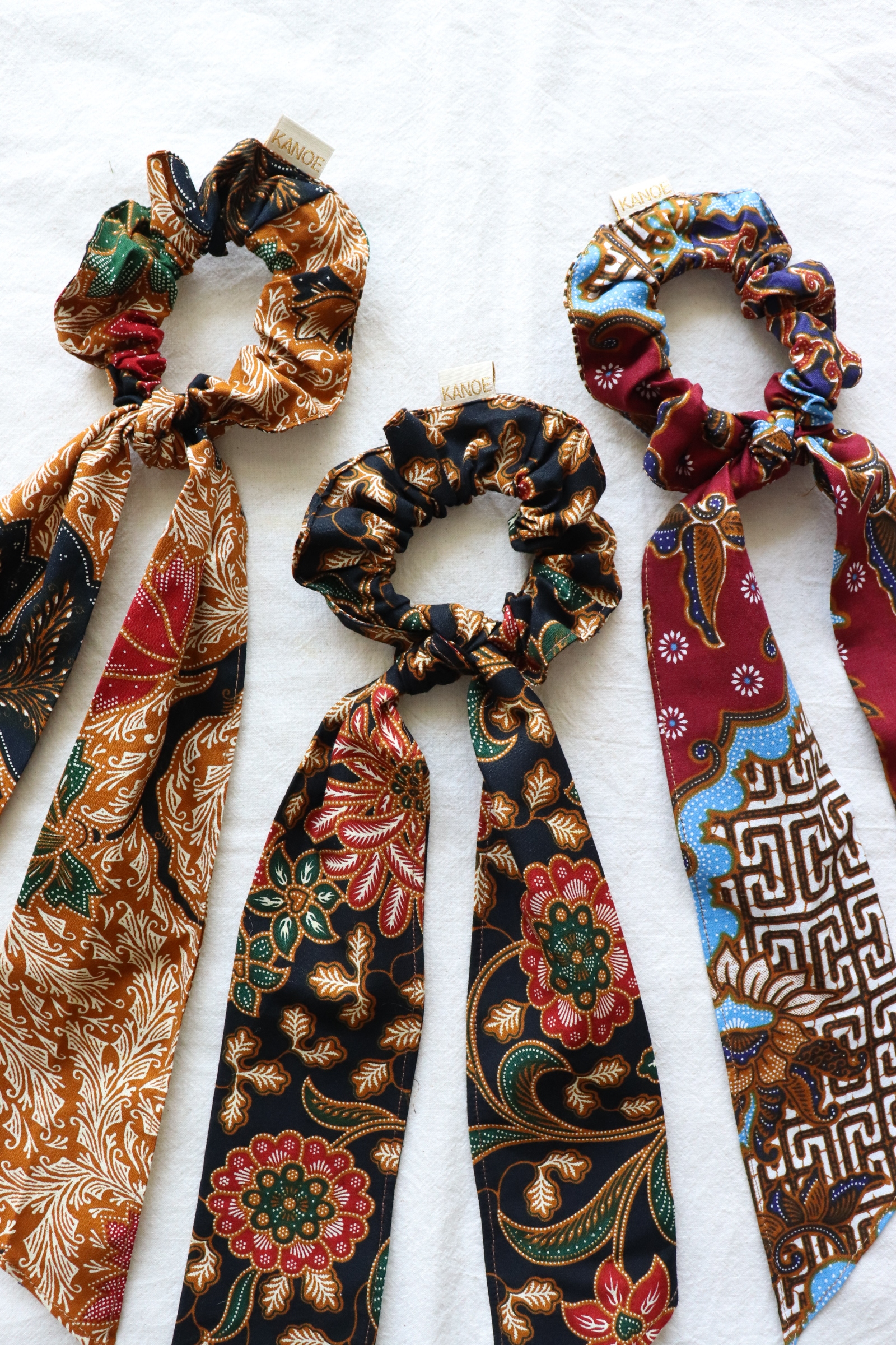 Batik Scrunchie w/ Ribbon [Set of 3] - Chip