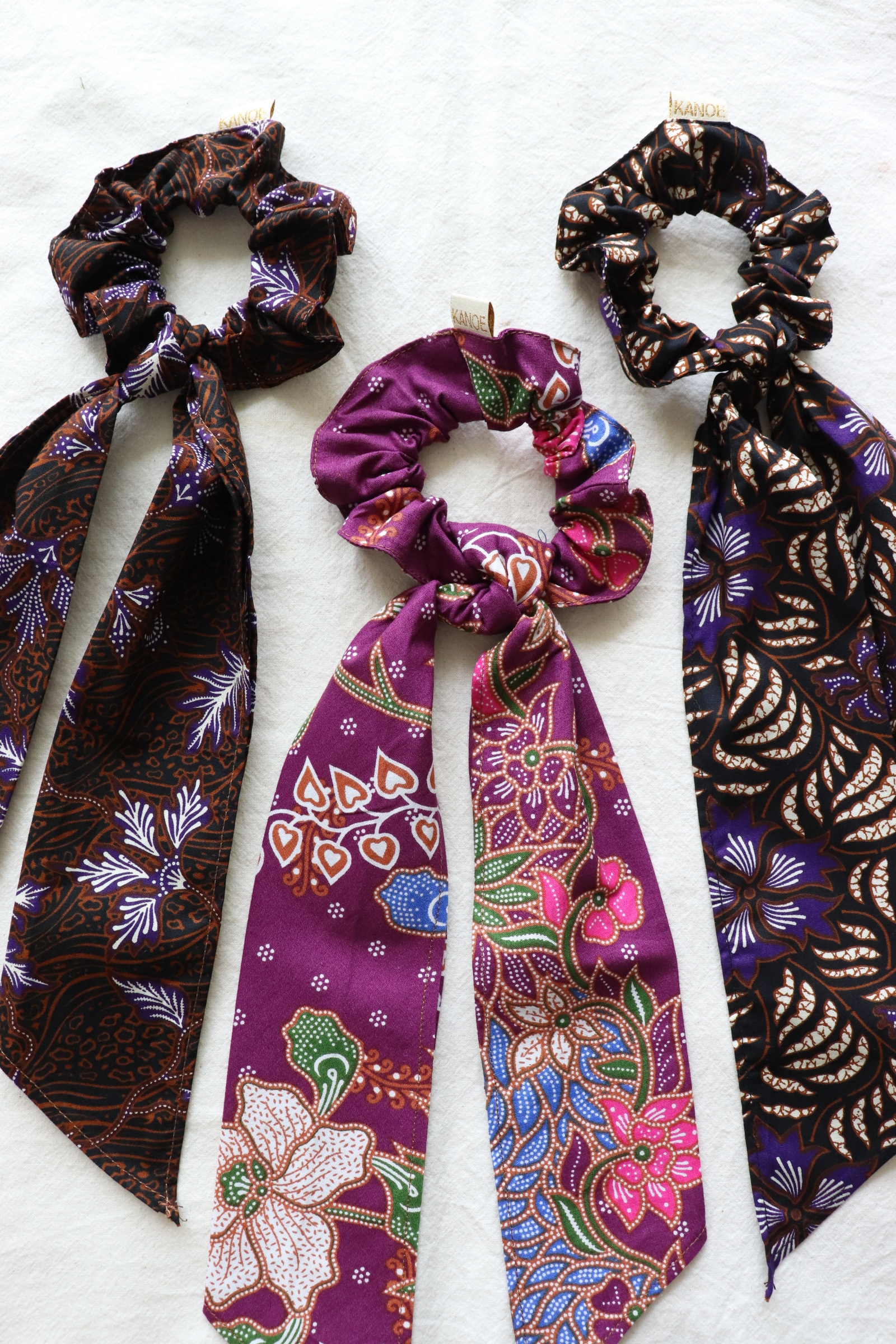 Batik Scrunchie w/ Ribbon [Set of 3] - Luna