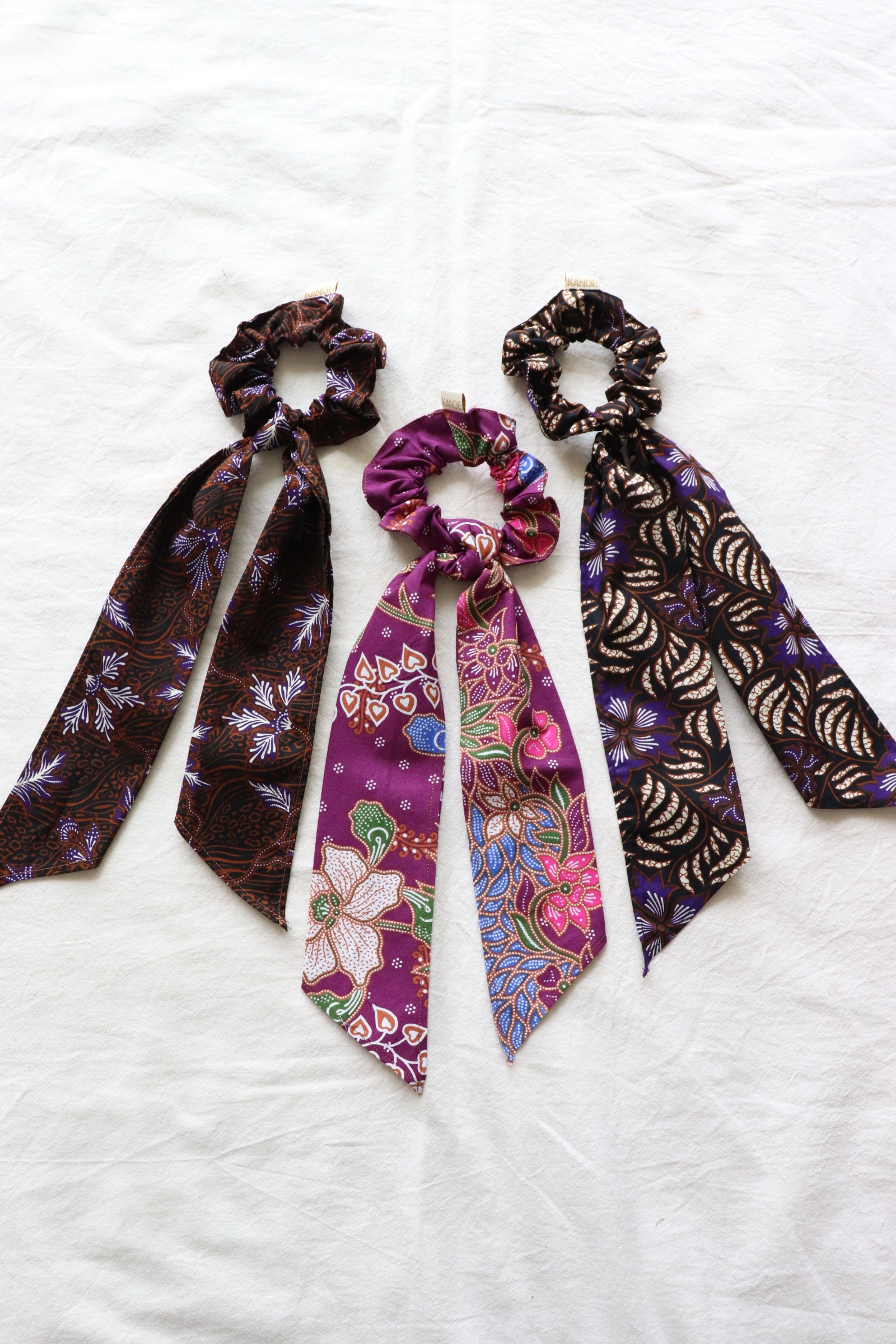 Batik Scrunchie w/ Ribbon [Set of 3] - Luna