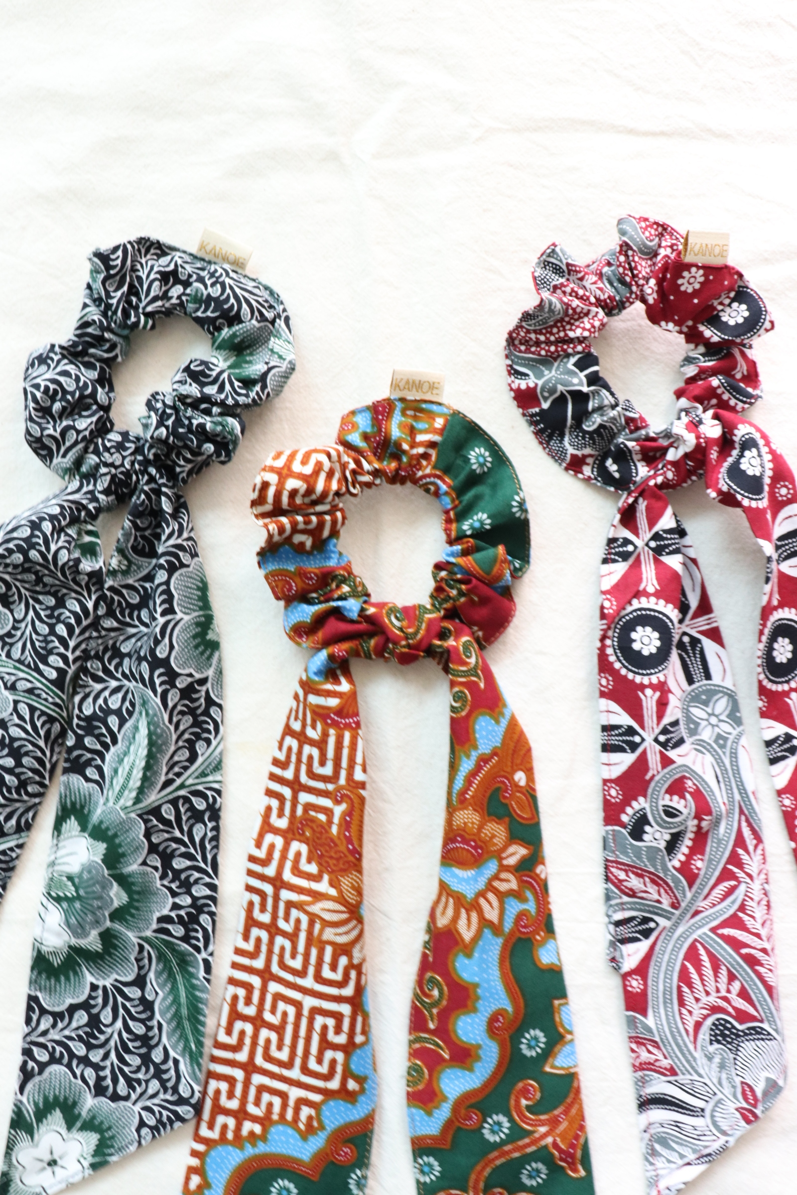 Batik Scrunchie w/ Ribbon [Set of 3] - Averi