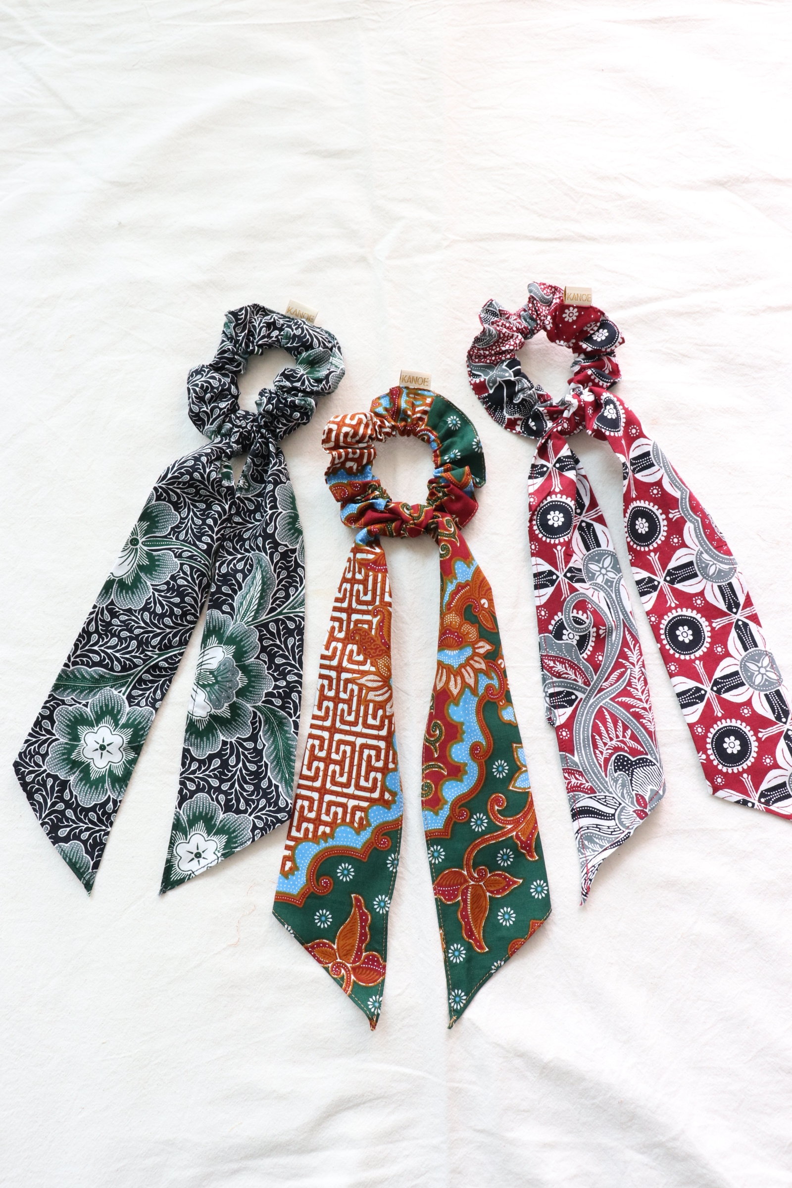 Batik Scrunchie w/ Ribbon [Set of 3] - Averi