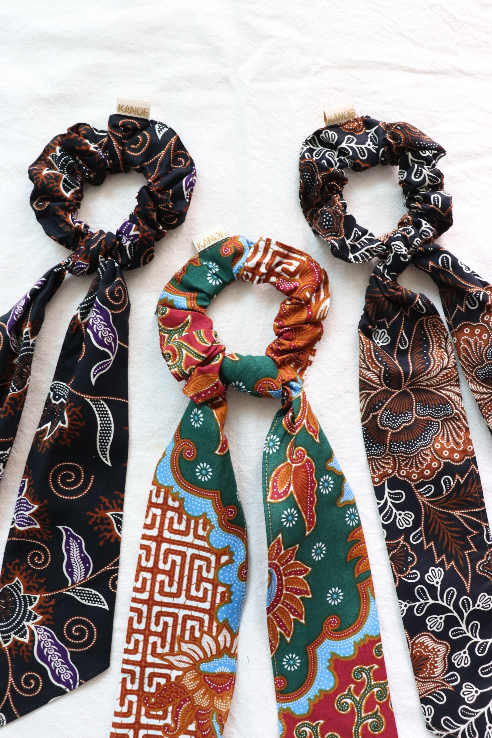 Batik Scrunchie w/ Ribbon [Set of 3] - Poppy