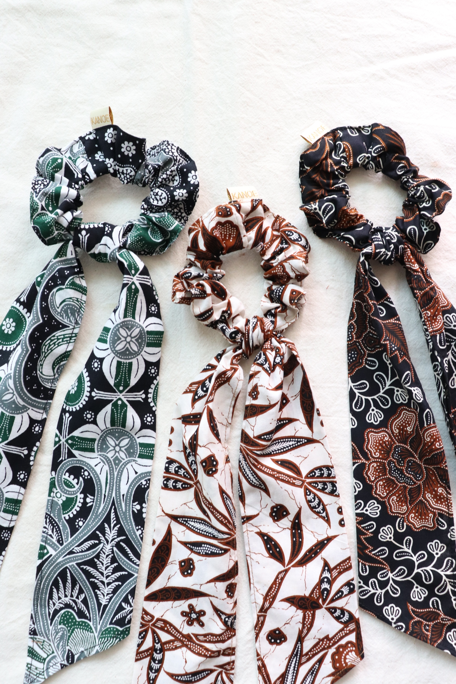 Batik Scrunchie w/ Ribbon [Set of 3] - Tori