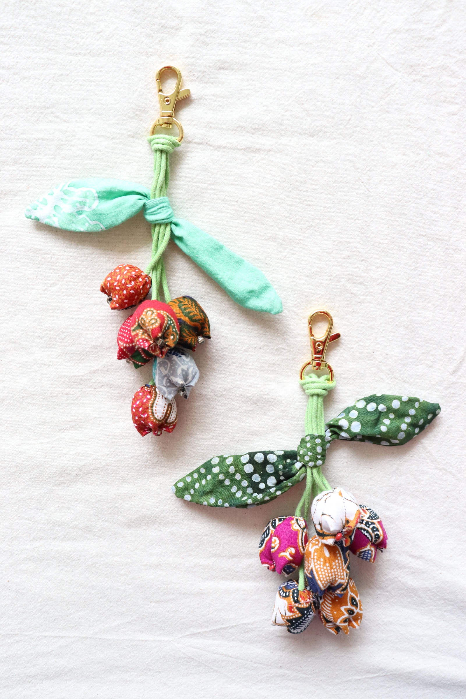 Bougainvillea Batik Keychain [Set of 2] - Aisyah