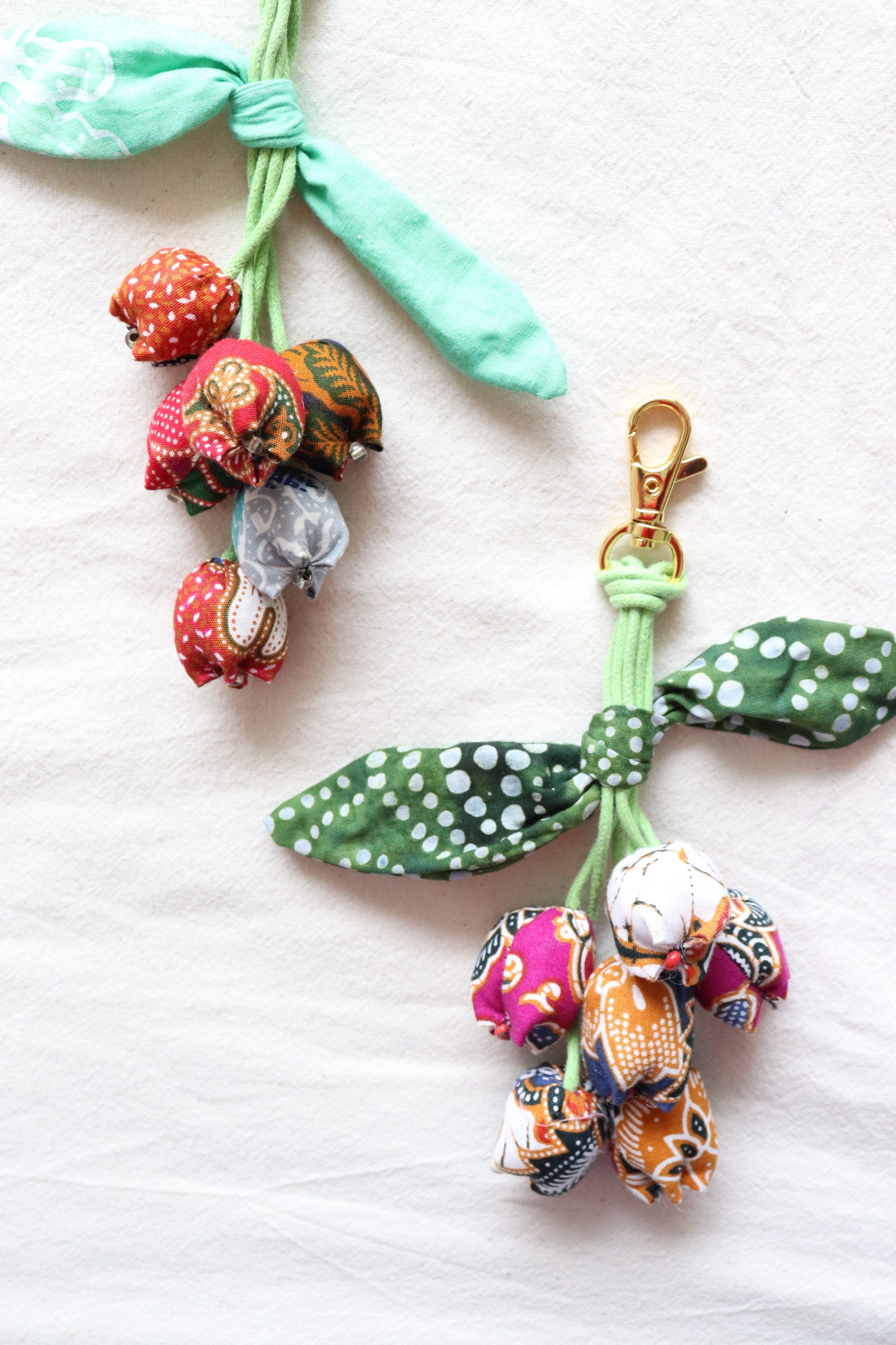 Bougainvillea Batik Keychain [Set of 2] - Aisyah