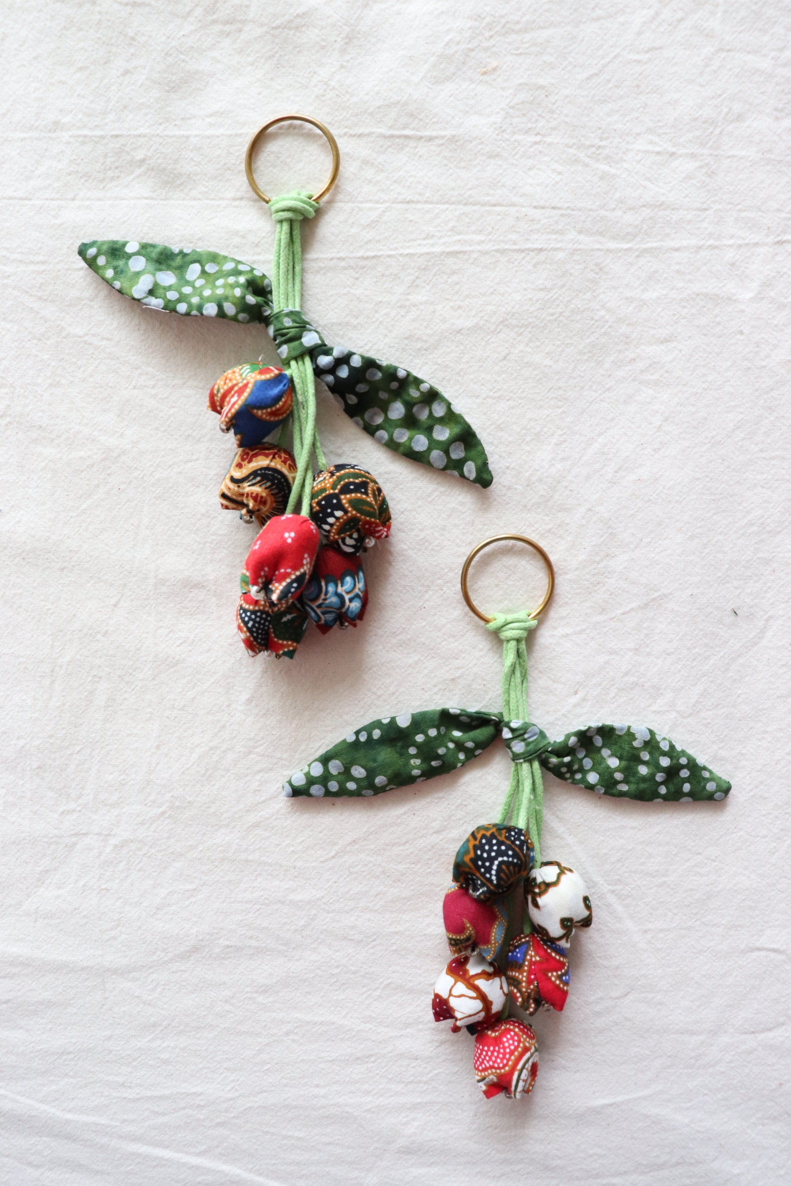 Bougainvillea Batik Keychain [Set of 2] - Eliza