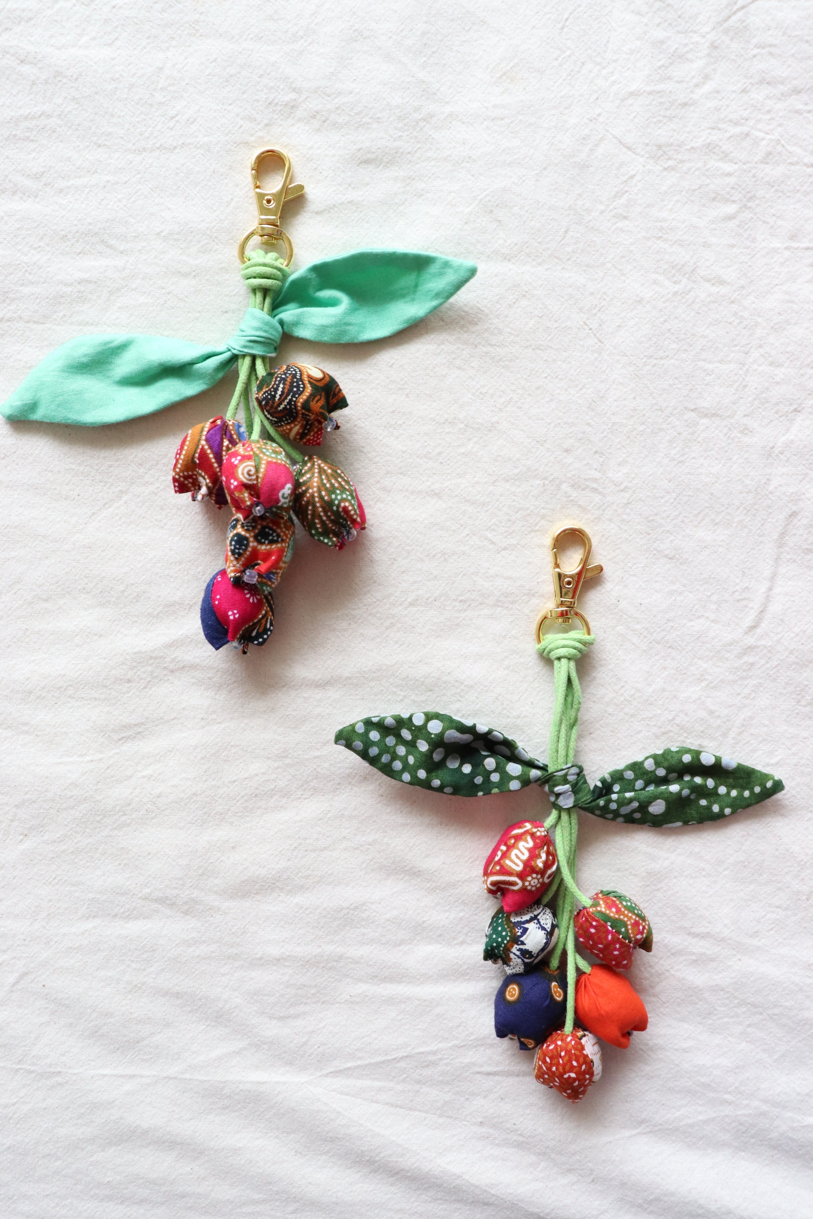 Bougainvillea Batik Keychain [Set of 2] - Maziah