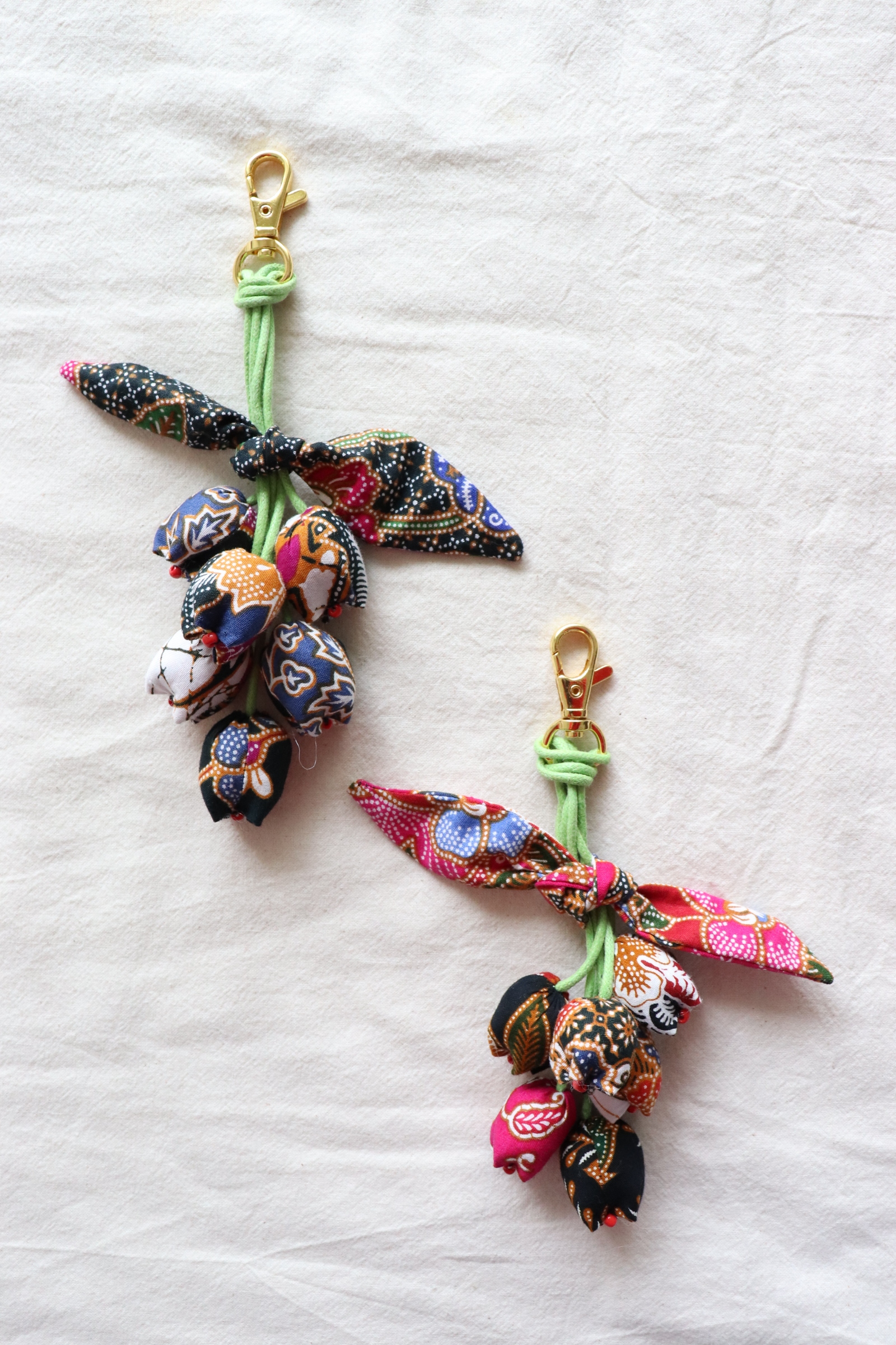 Bougainvillea Batik Keychain [Set of 2] - Maryam