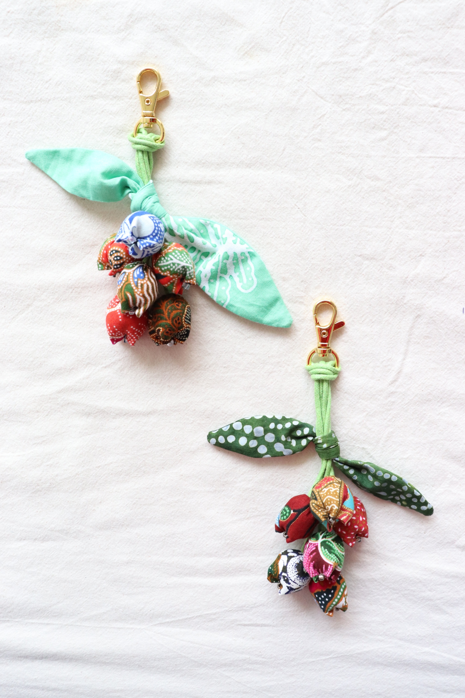 Bougainvillea Batik Keychain [Set of 2] - Eca
