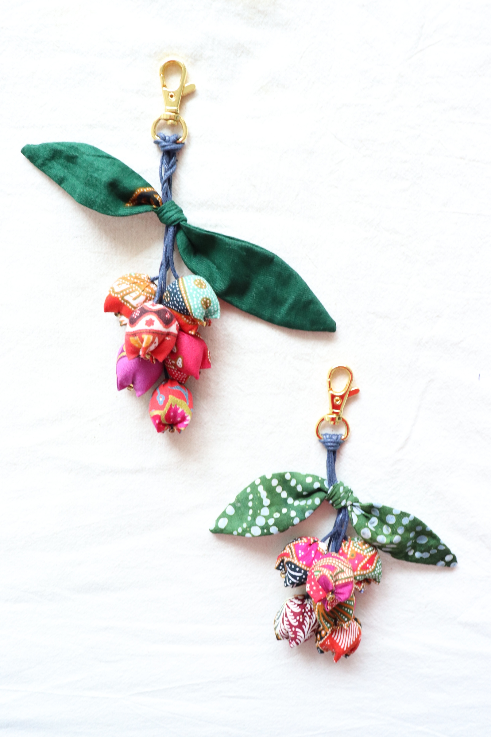 Bougainvillea Batik Keychain [Set of 2] - Aida