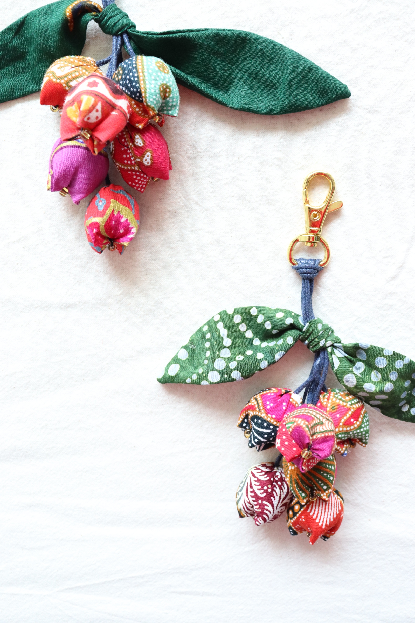 Bougainvillea Batik Keychain [Set of 2] - Aida