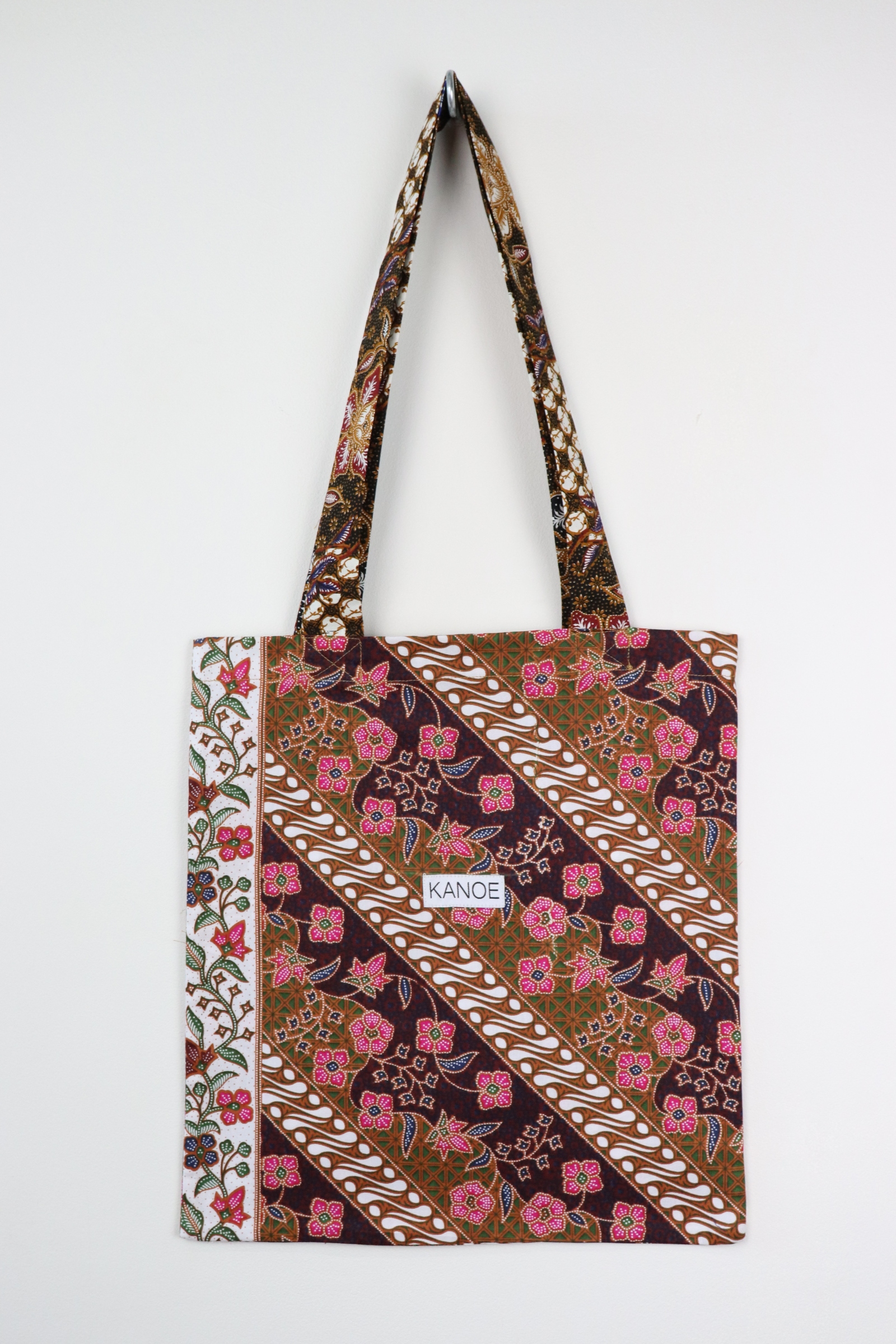 Batik Tote Bag (M) - Dance Monkey