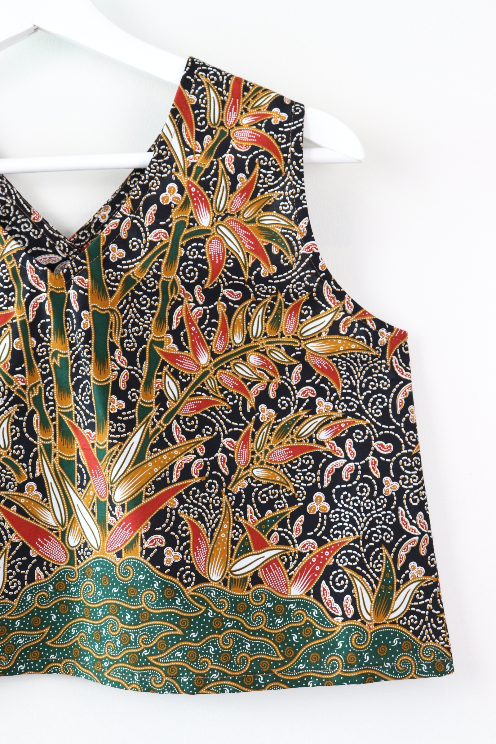 Napkin Batik Top - Kiana