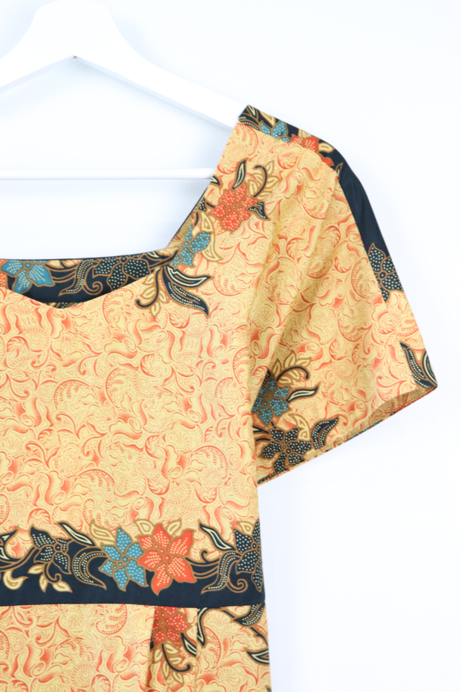 Sweetheart Dress - Maple