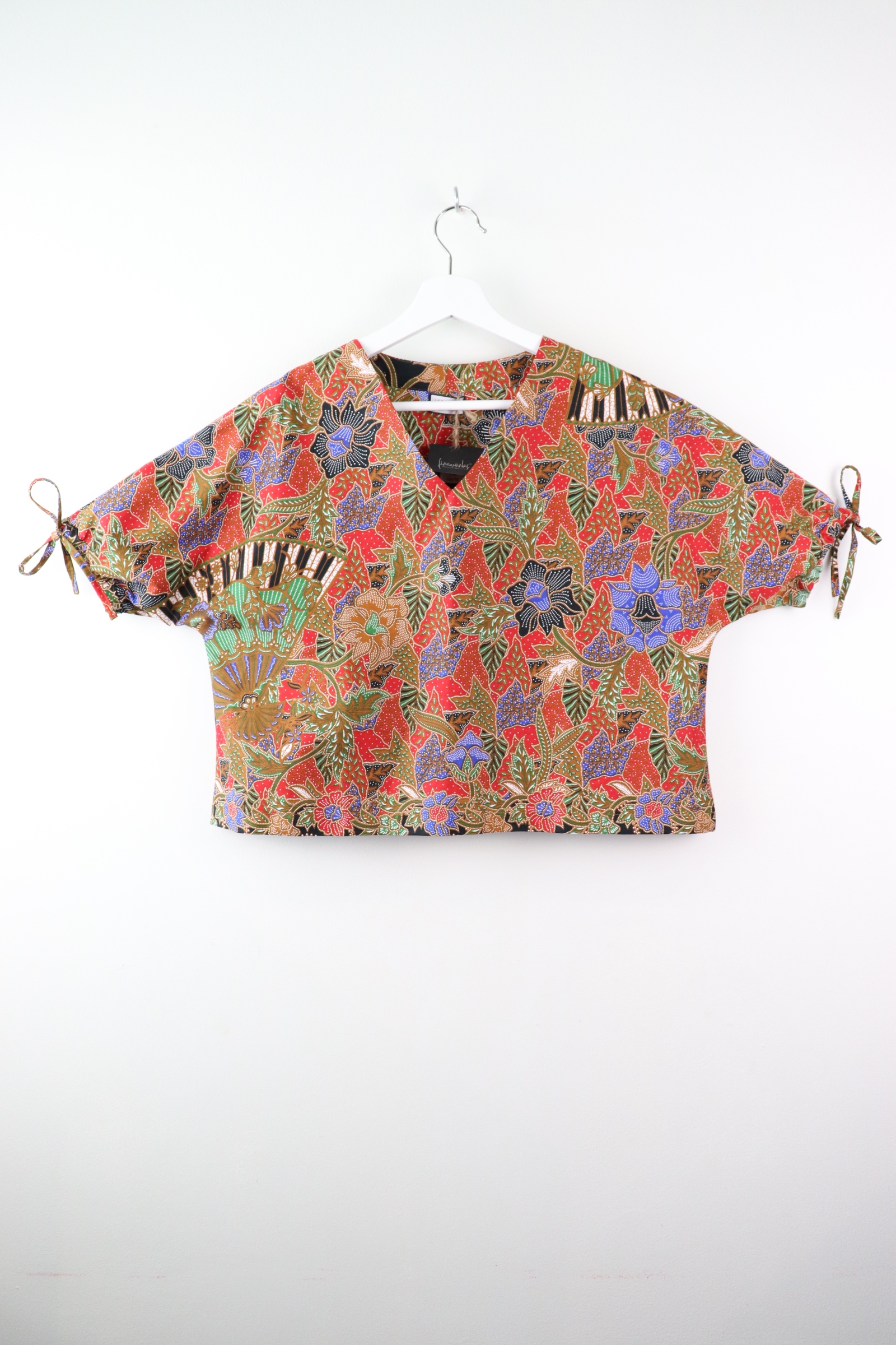 AveryDae Batik Top -