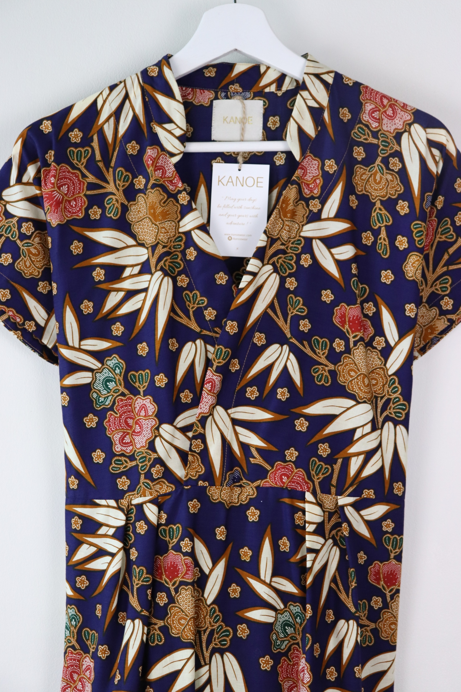 Kimono wrap dress w/ mandarin collar  - Jenesis