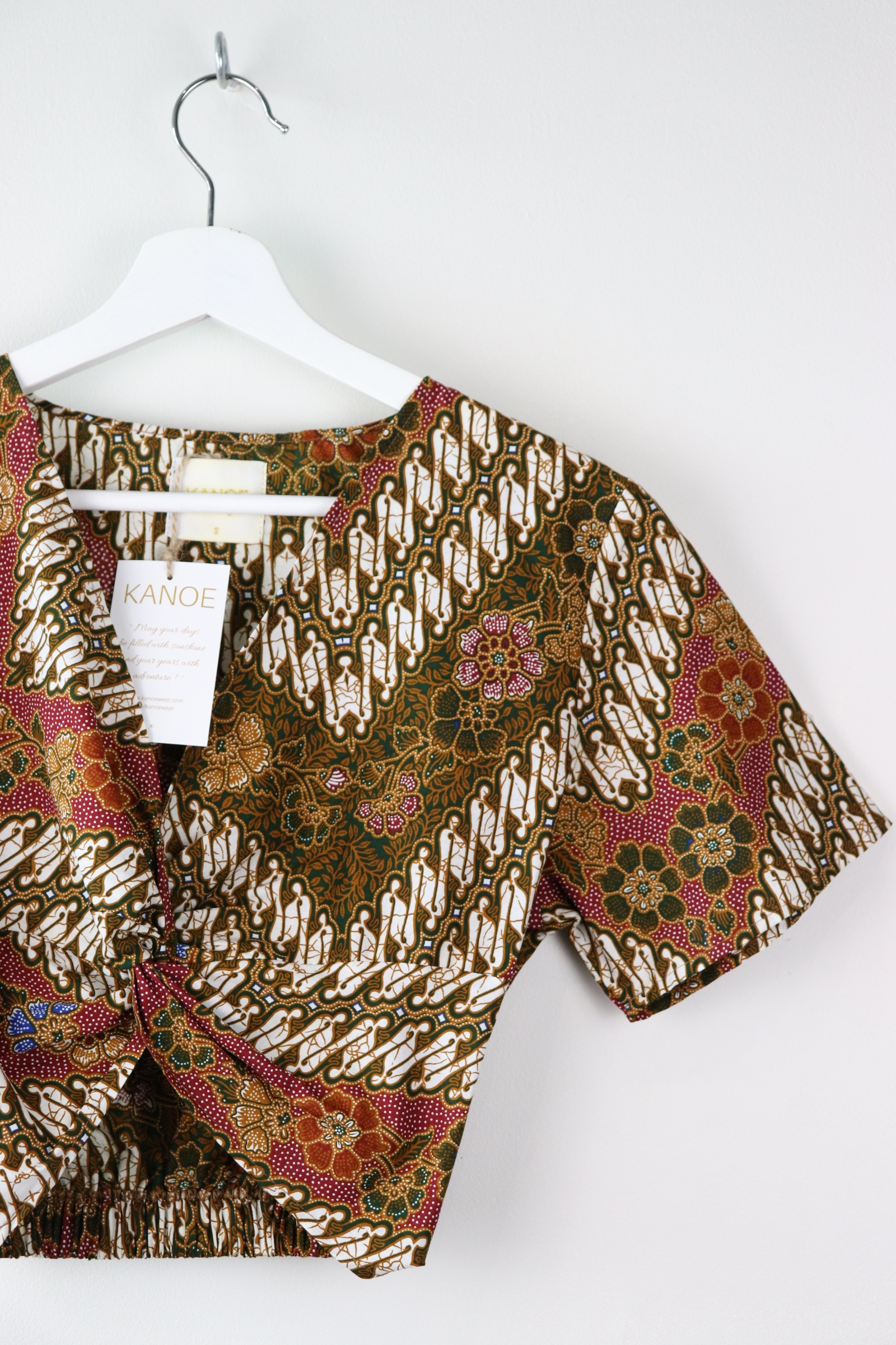 Twisted Front Batik Top - Marrakech Garden (Maroon)