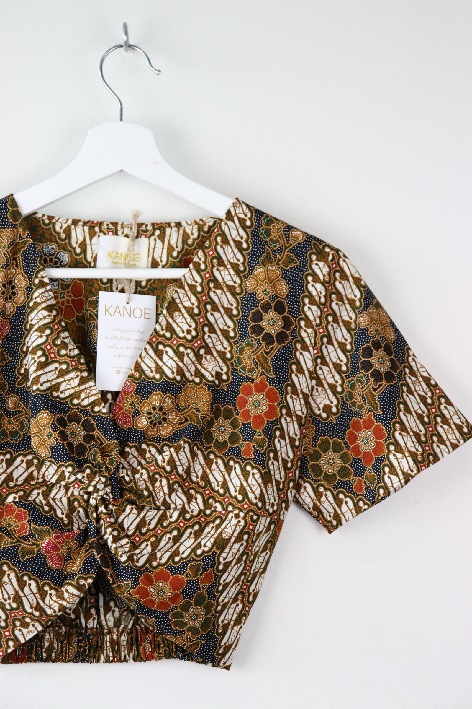 Twisted Front Batik Top - Marrakech Garden (Black)