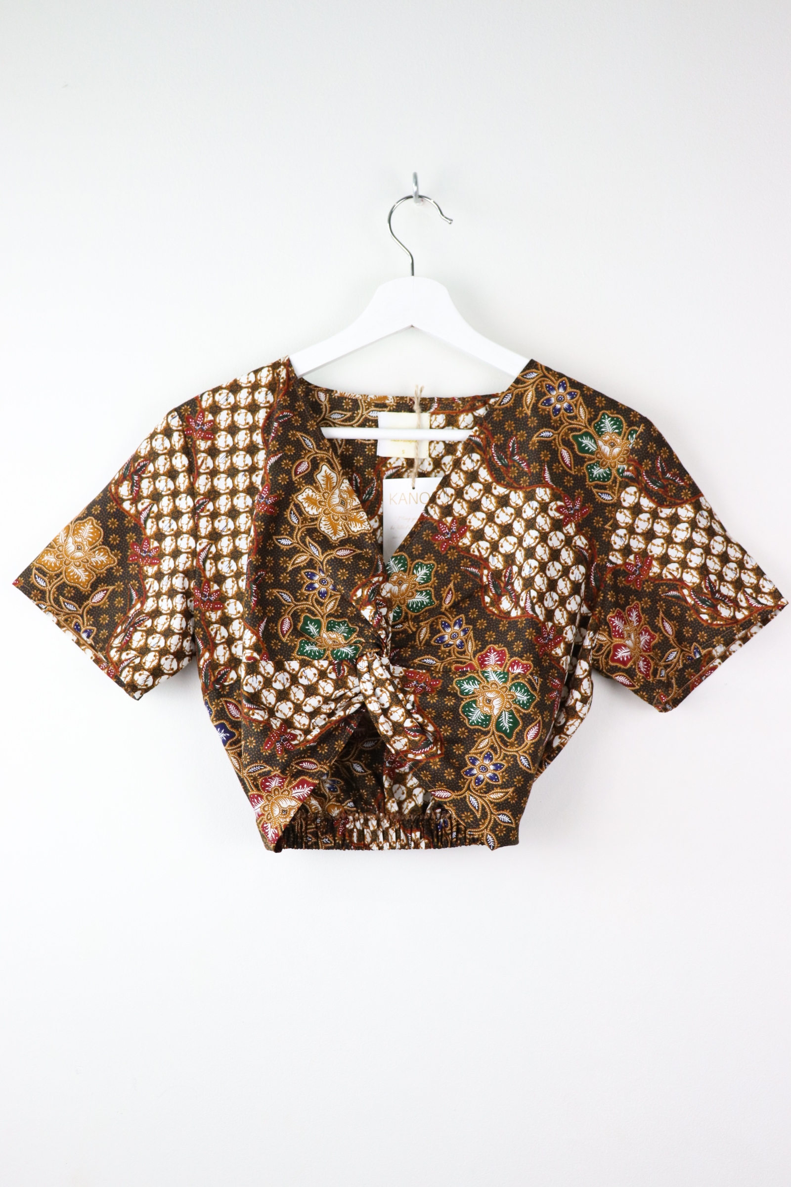Twisted Front Batik Top - Walnut Wood (Charcoal)