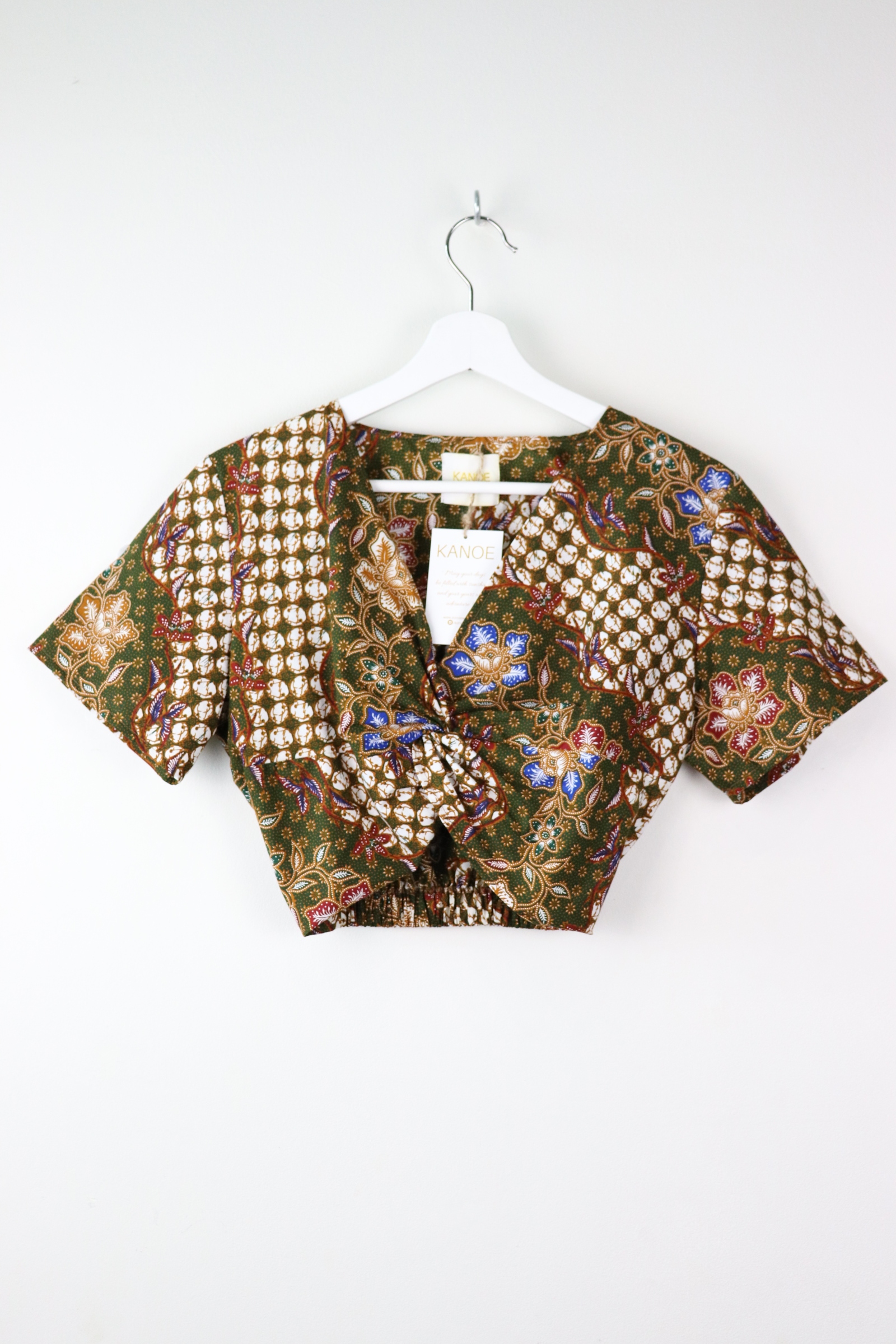 Twisted Front Batik Top - Walnut Wood (Green)