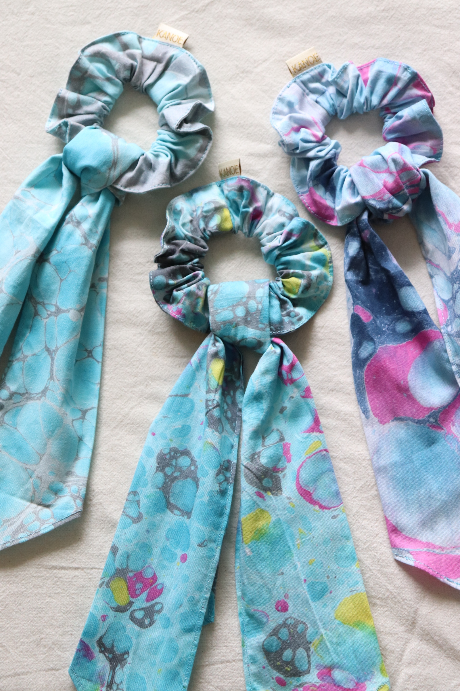 Batik Scrunchie w/ Ribbon [Set of 3] - Ara