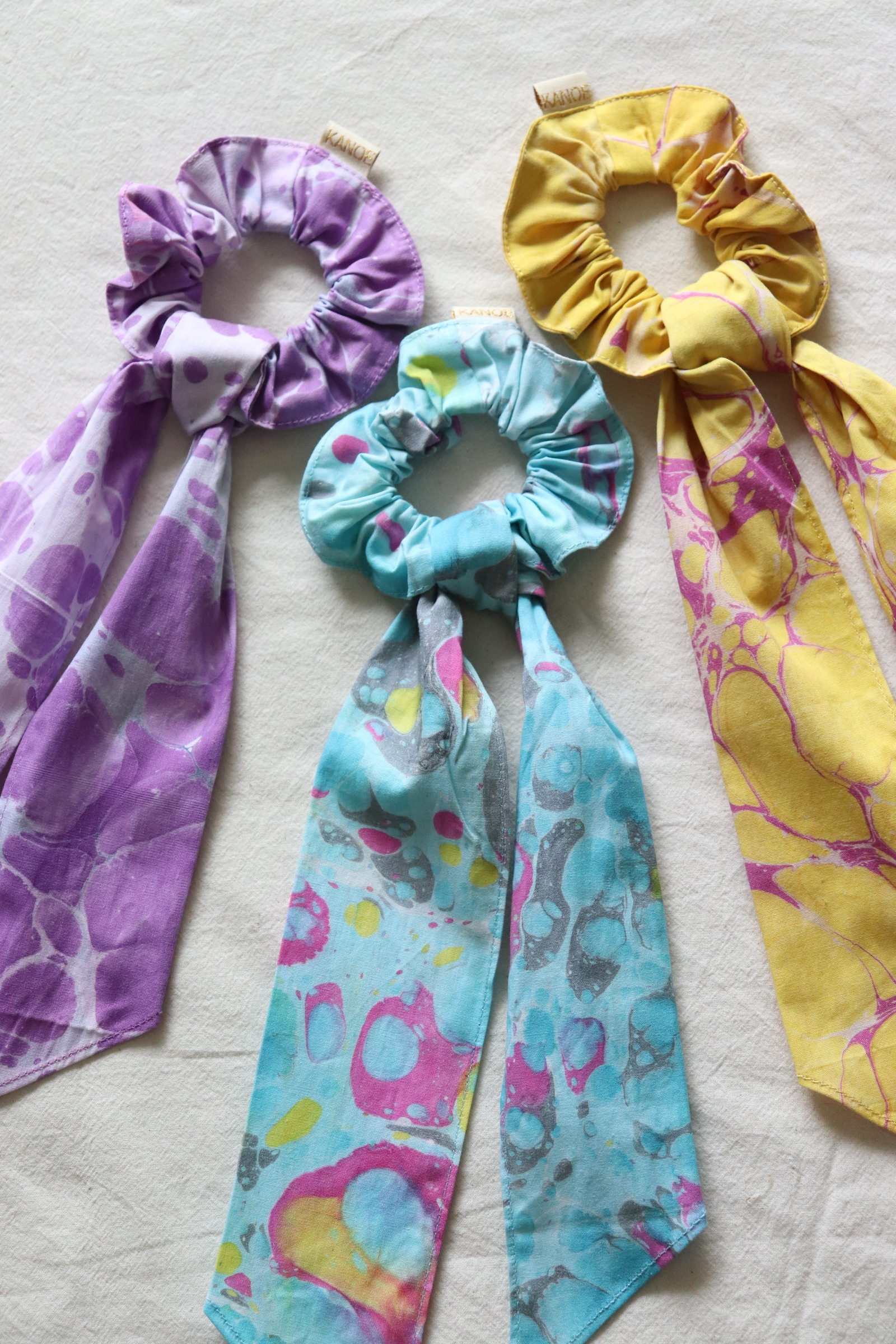Batik Scrunchie w/ Ribbon [Set of 3] - Uri