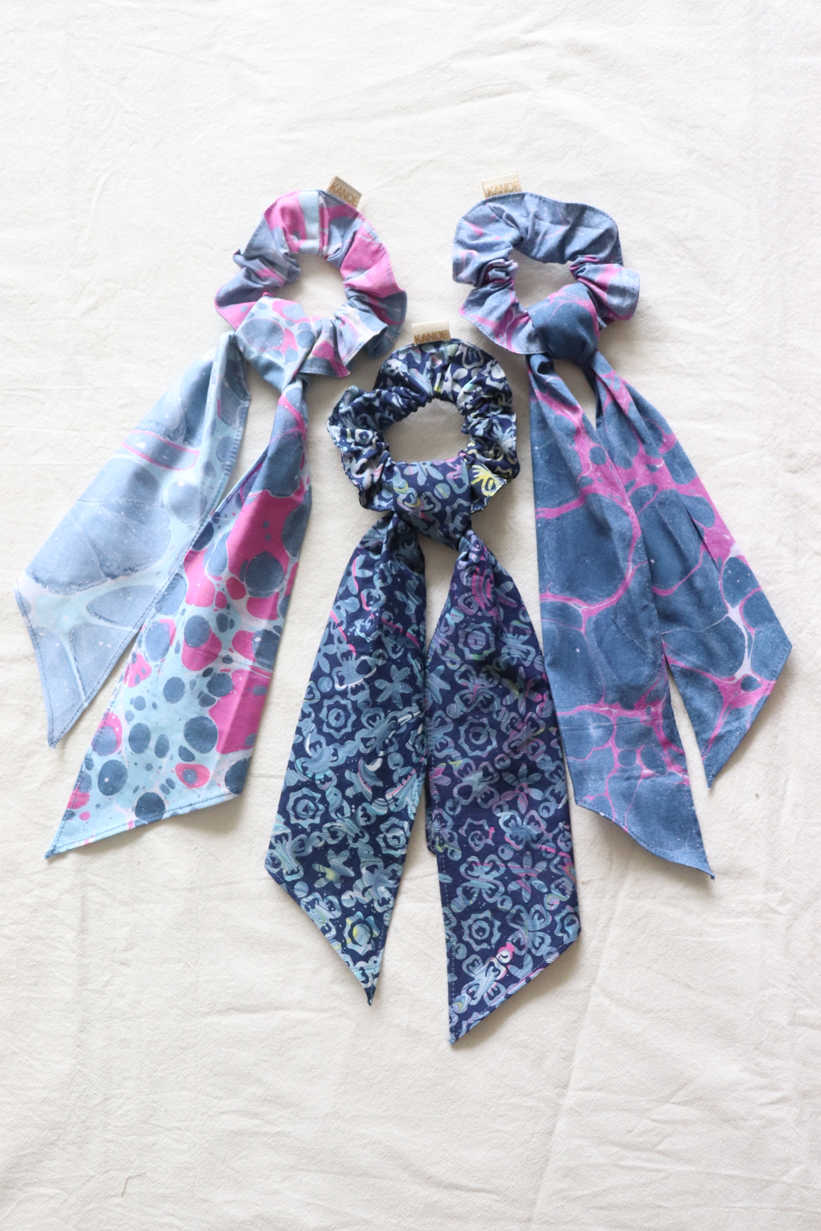 Batik Scrunchie w/ Ribbon [Set of 3] - Cleo