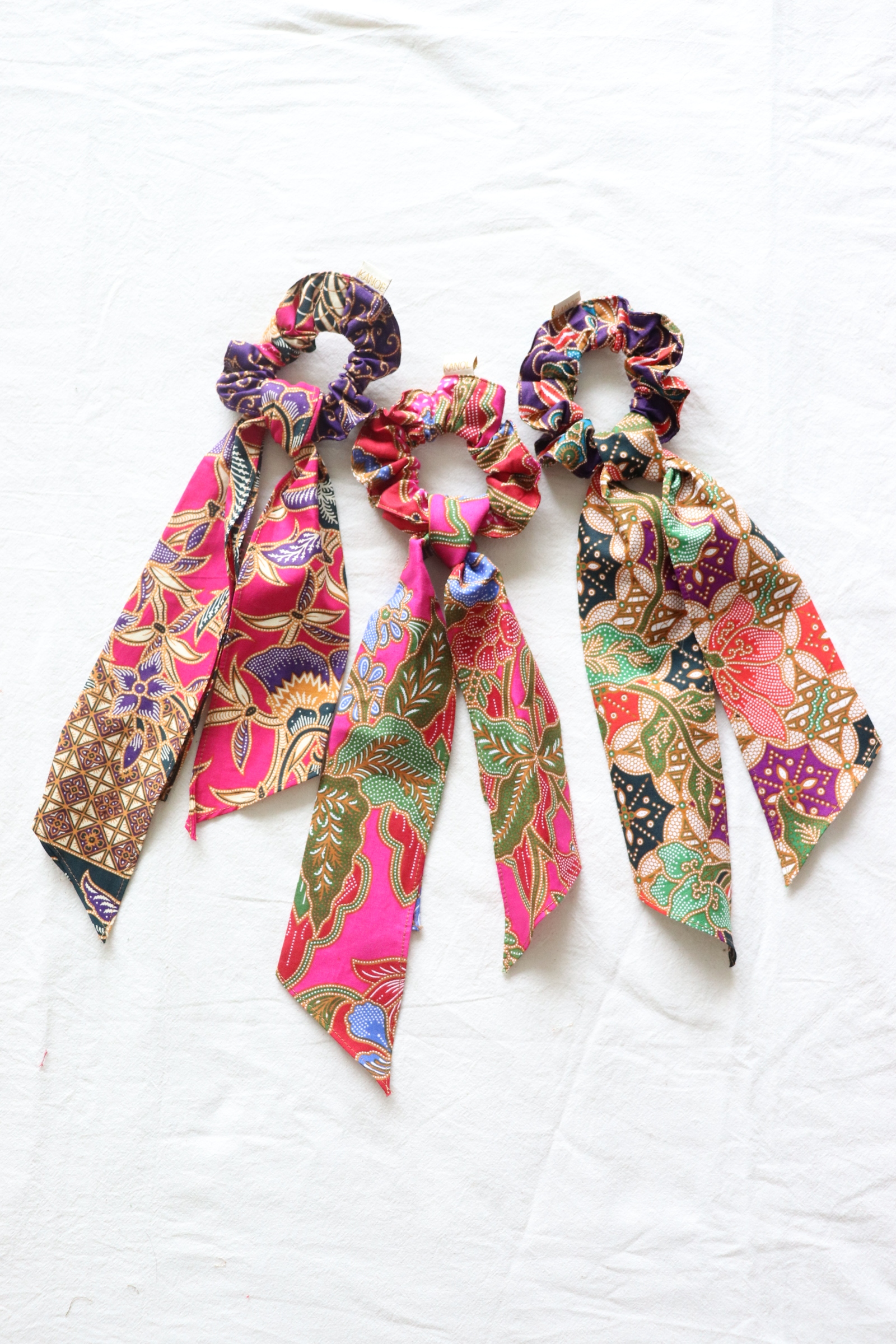 Batik Scrunchie w/ Ribbon [Set of 3] - Orianna