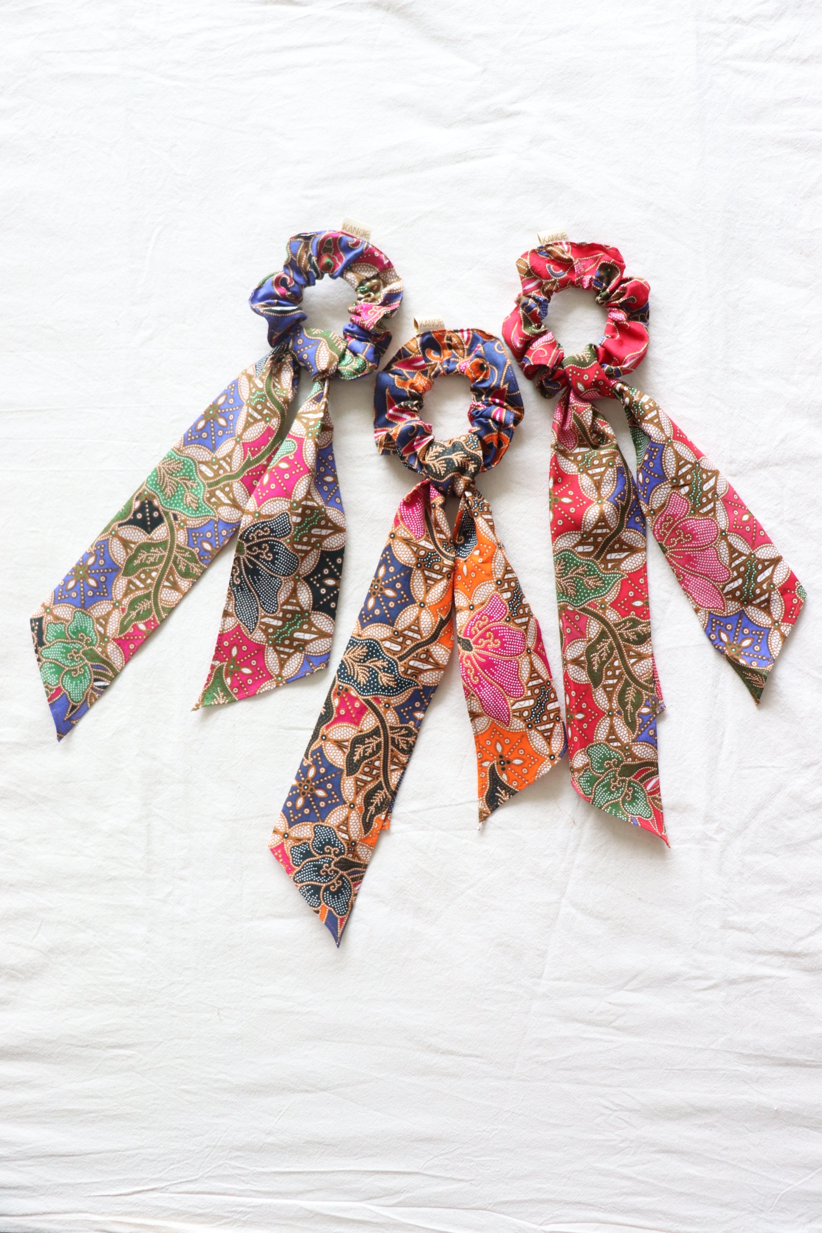 Batik Scrunchie w/ Ribbon [Set of 3] - Kenzie