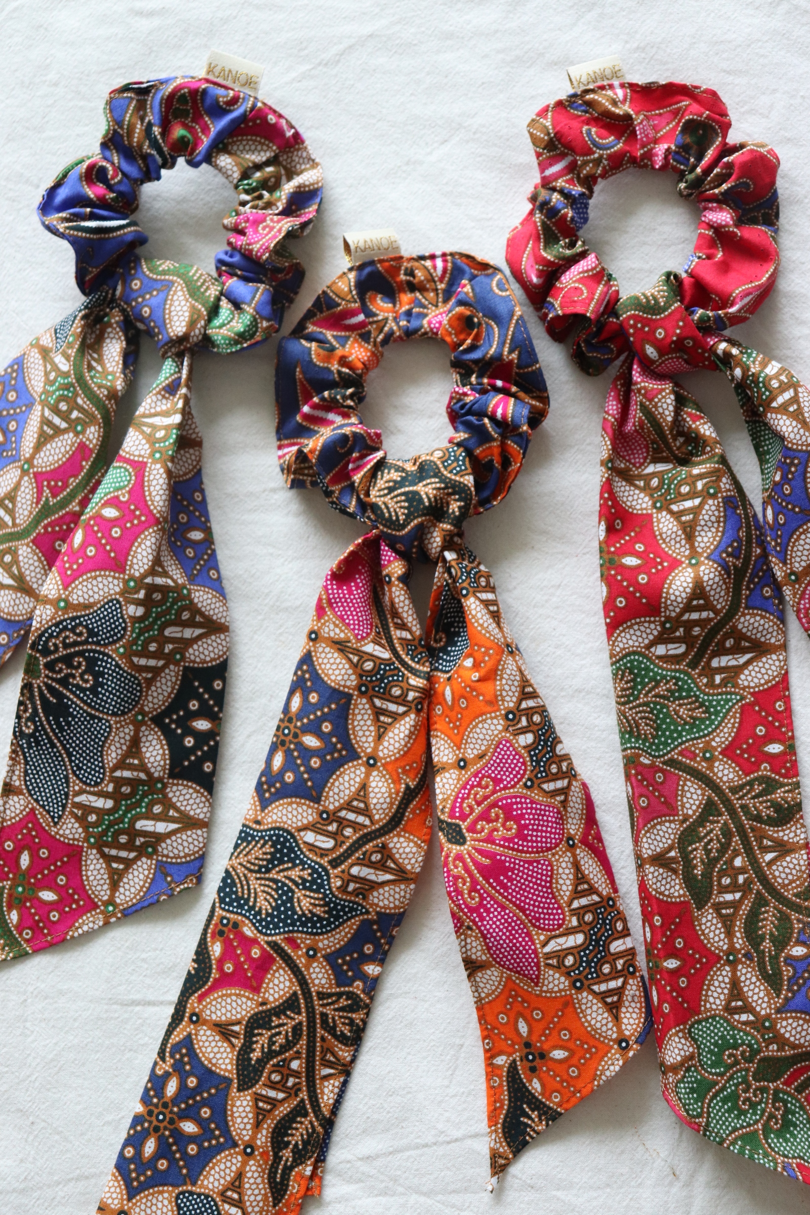 Batik Scrunchie w/ Ribbon [Set of 3] - Kenzie