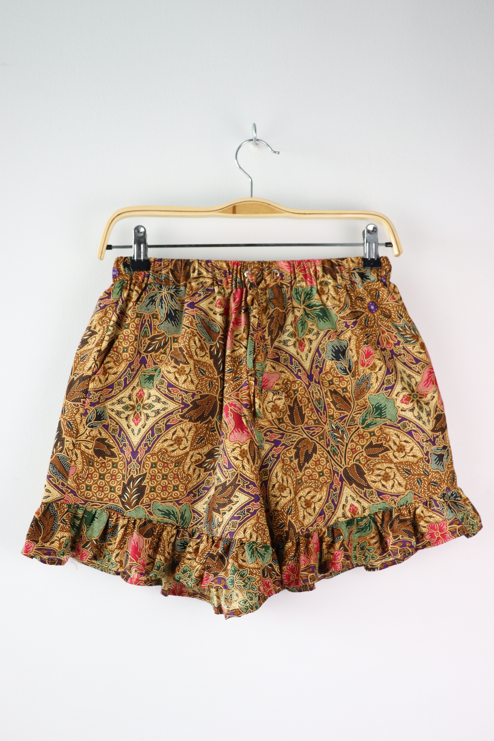 Batik Frou Shorts - Hibiscus (Purple)