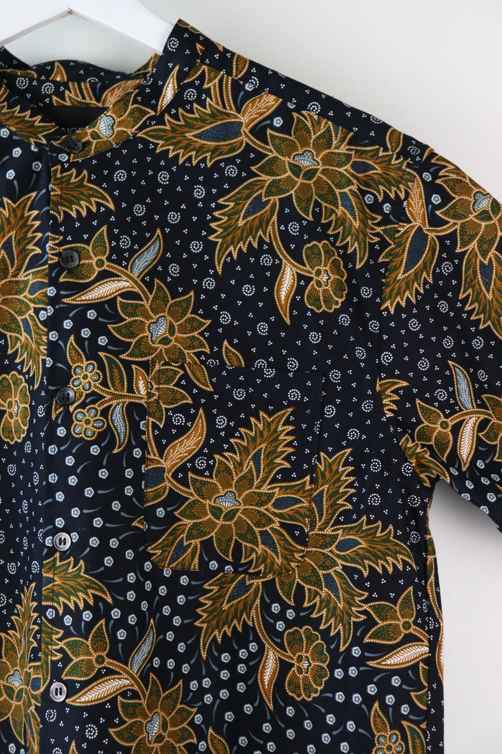 KANOEMEN Stand Collar Batik Shirt - Jero (S)