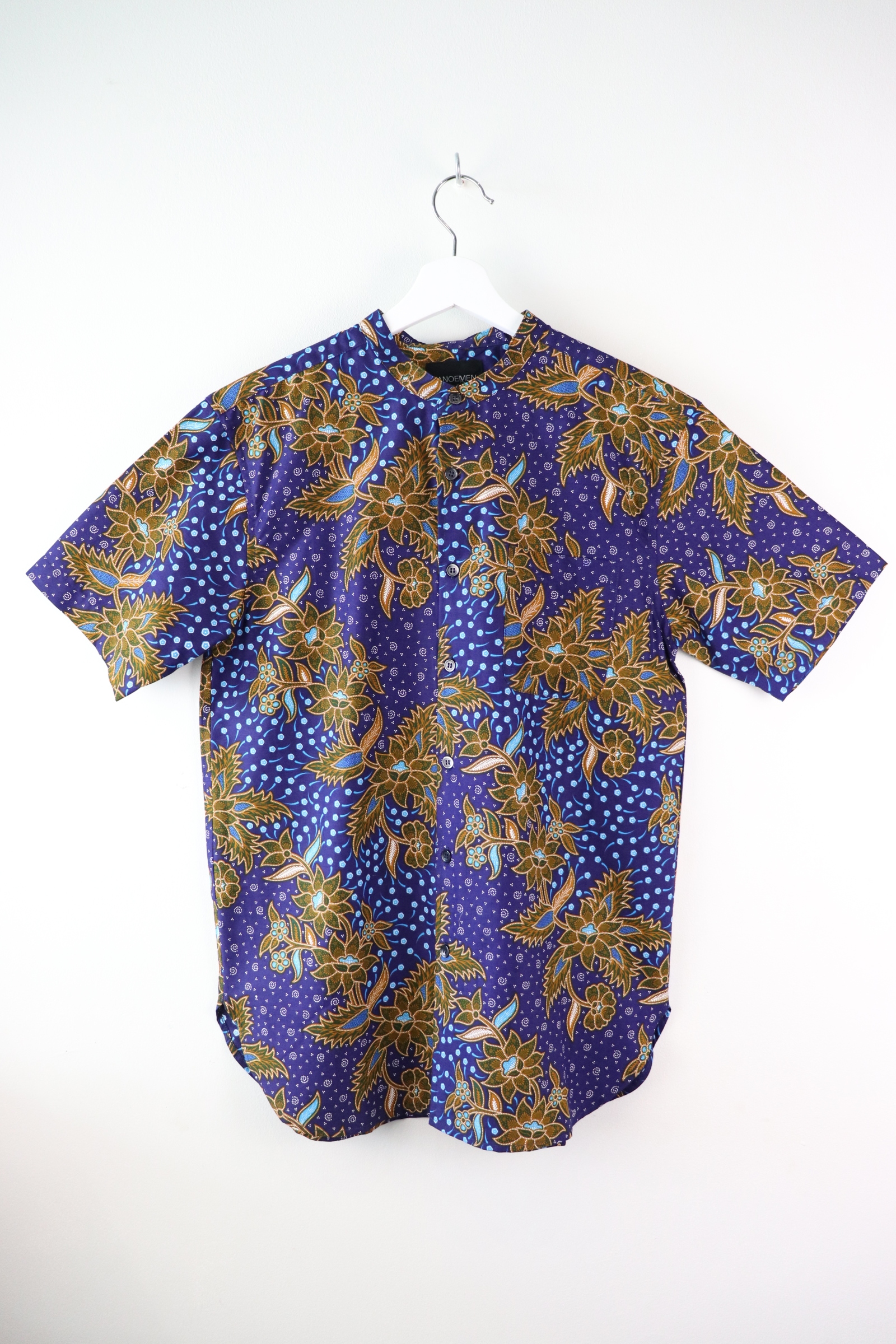 KANOEMEN Stand Collar Batik Shirt - Daryl (S)