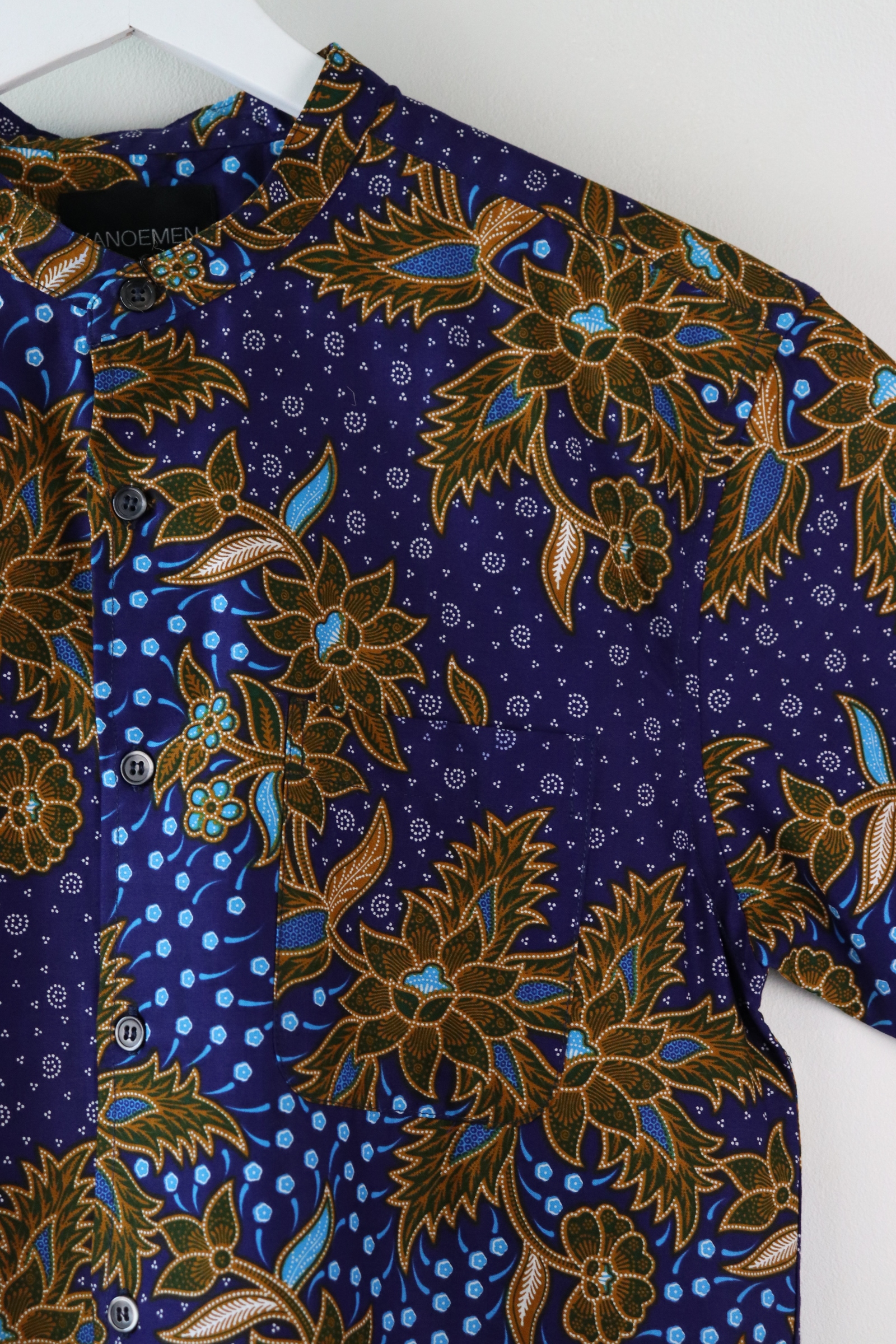 KANOEMEN Stand Collar Batik Shirt - Daryl (S)