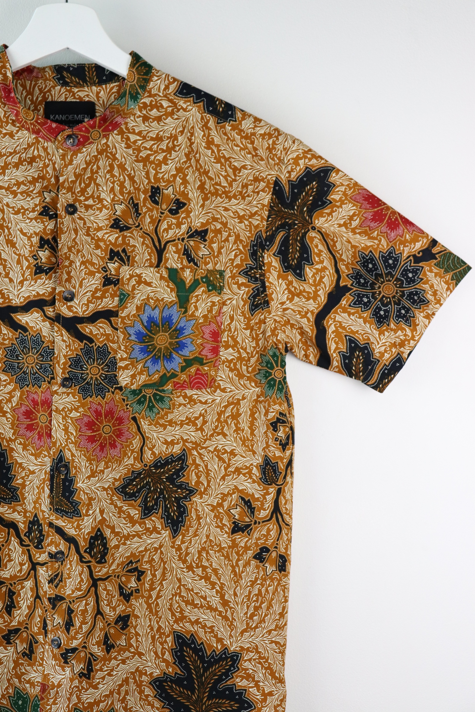 KANOEMEN Stand Collar Batik Shirt - Augustman (Black) (M)