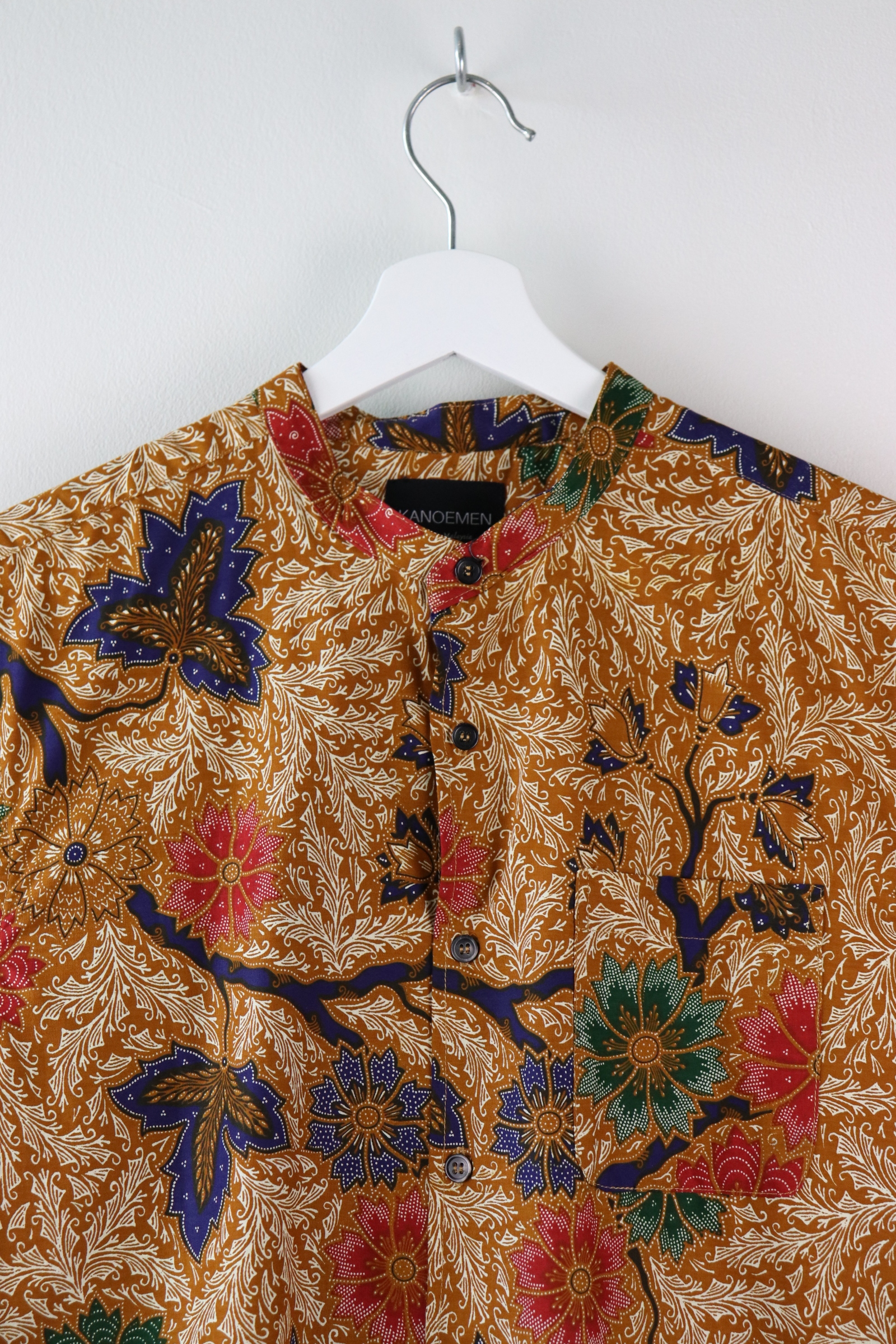 KANOEMEN Stand Collar Batik Shirt - Augustman (Blue) (M)
