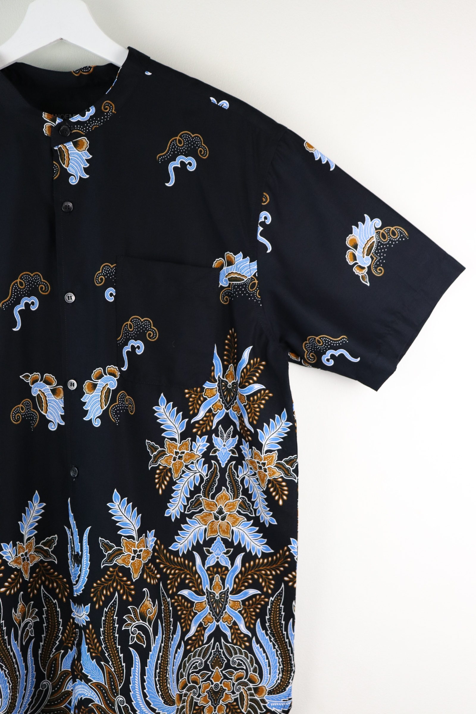 KANOEMEN Stand Collar Batik Shirt - Storm (Blue) (XL)