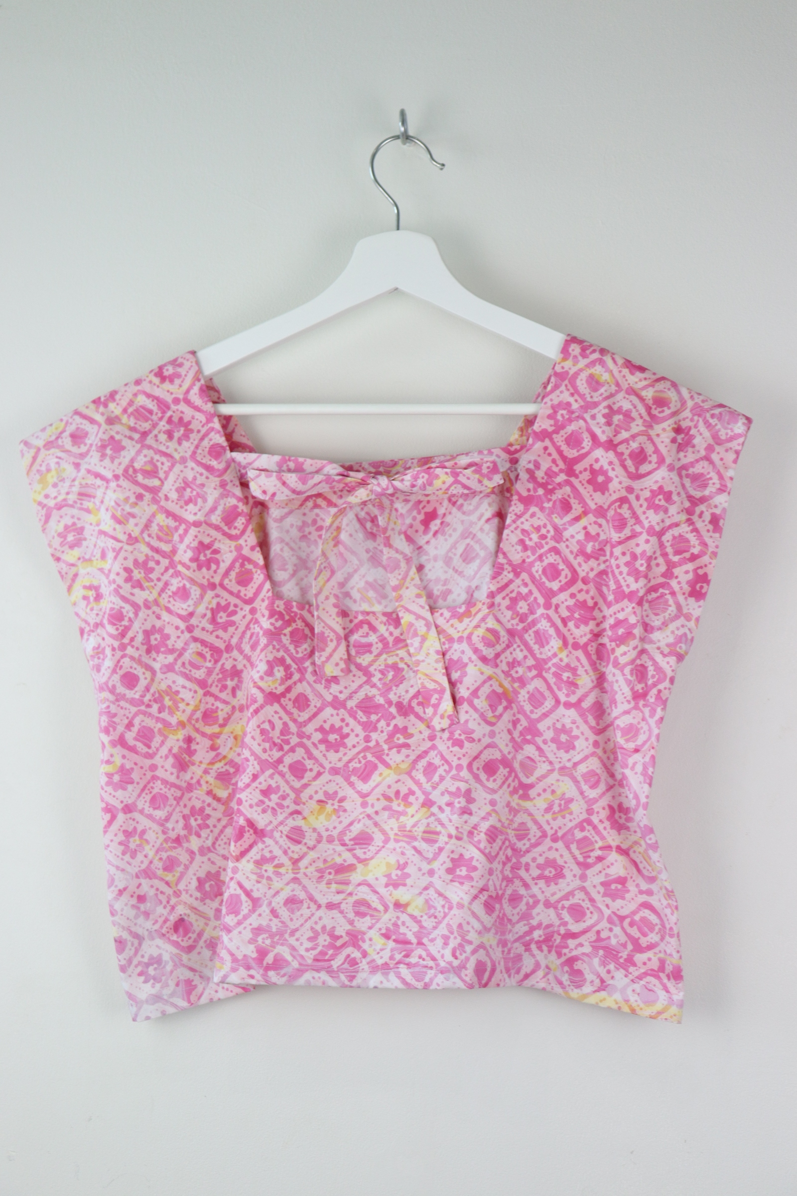 GroceryDate Batik Top - Strawberry Shortcake ( Handmade Batik Terap )