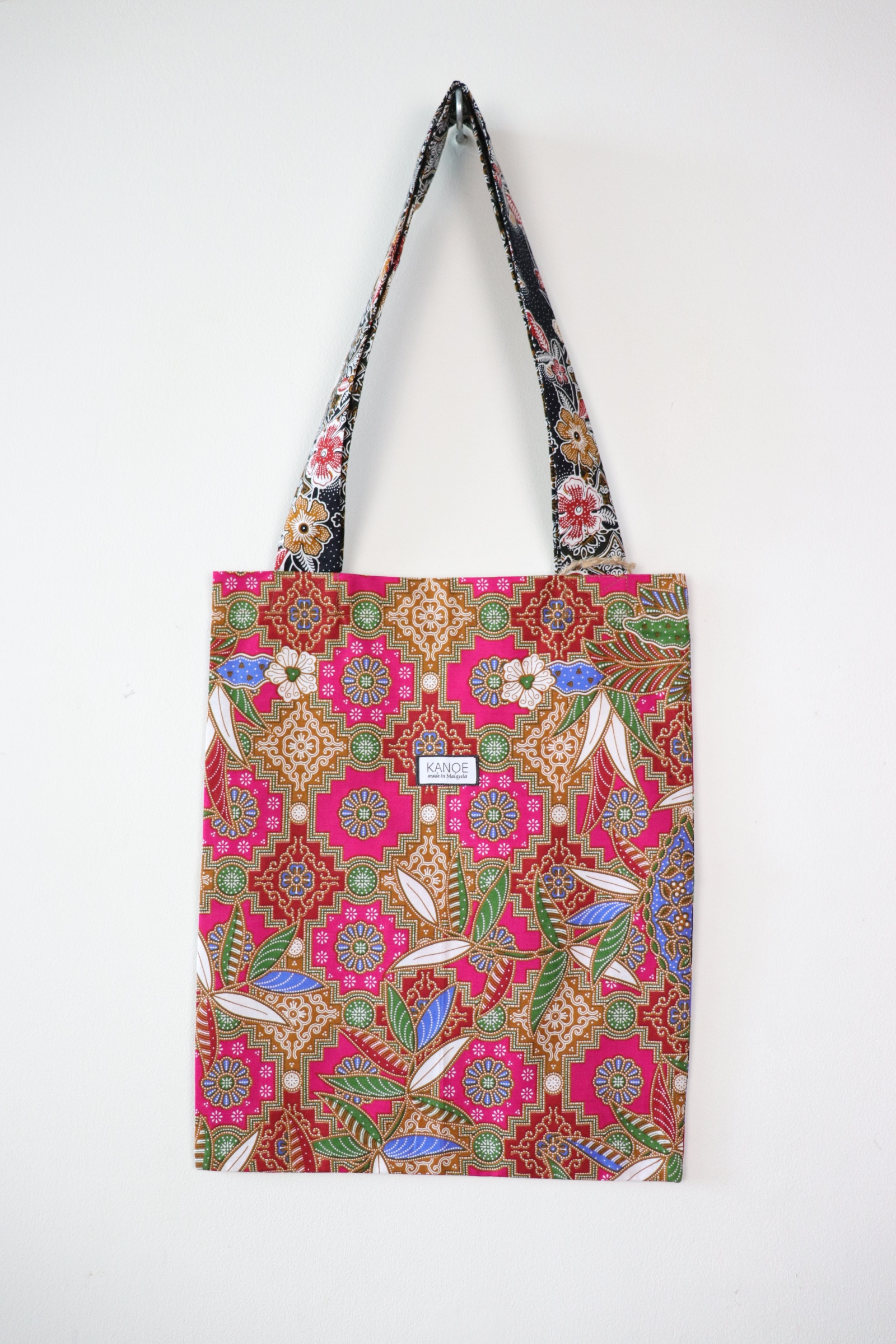 Batik Tote Bag (M) - Nyonya (Pink/ Green)
