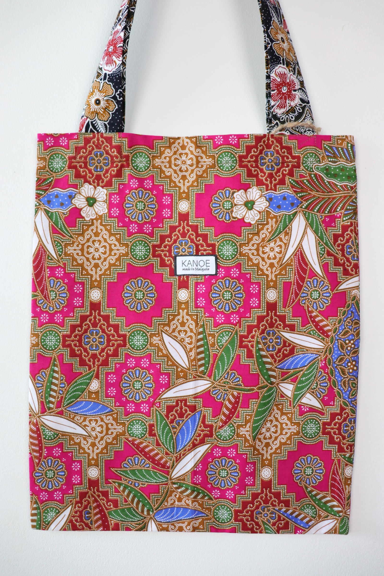 Batik Tote Bag (M) - Nyonya (Pink/ Green)