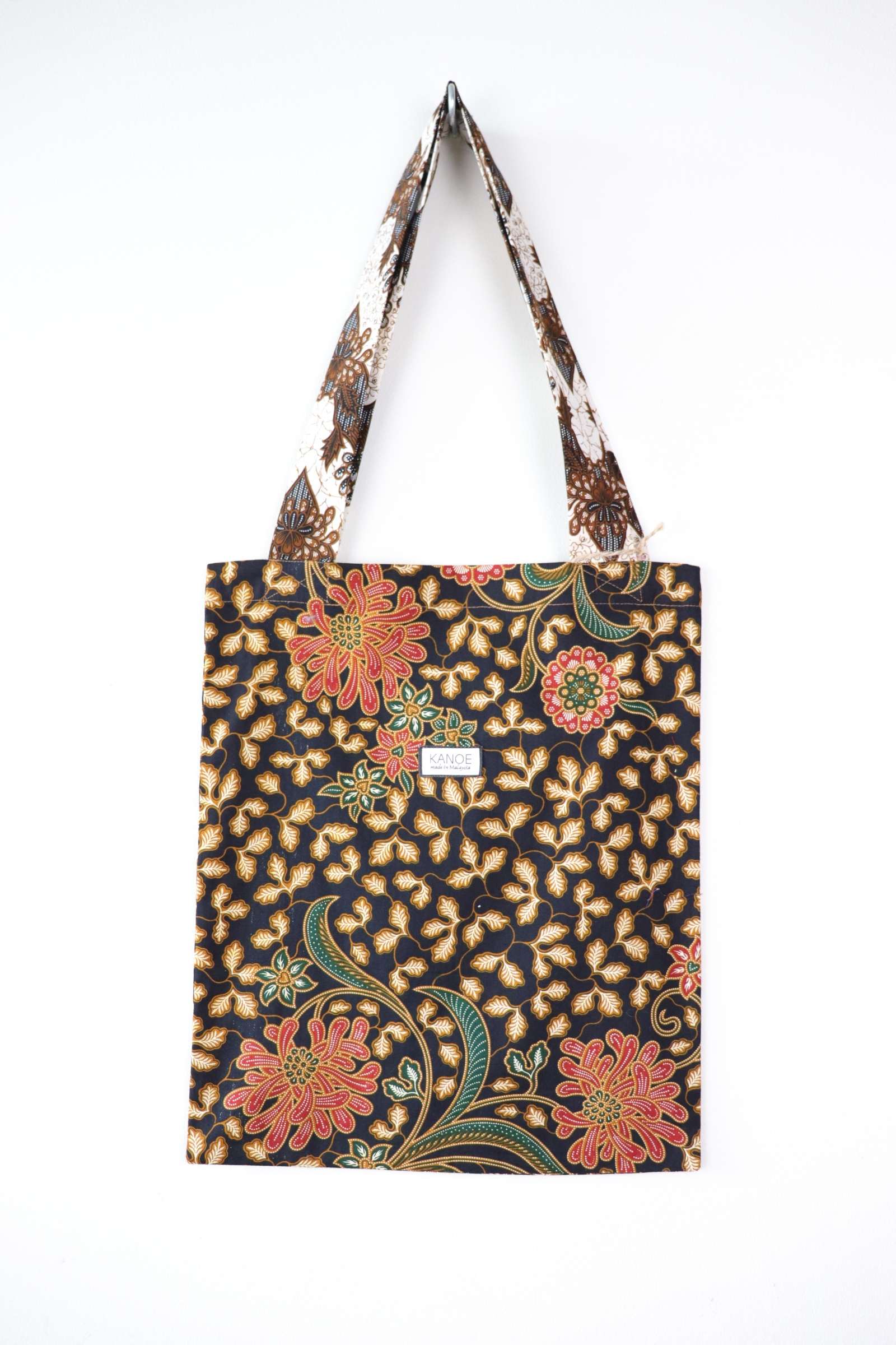 Batik Tote Bag (M) - Black Ivy