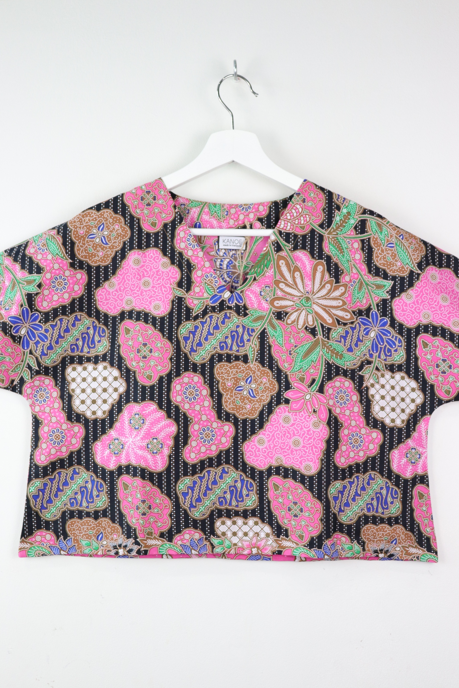 AveryDae Batik Top - Pulau
