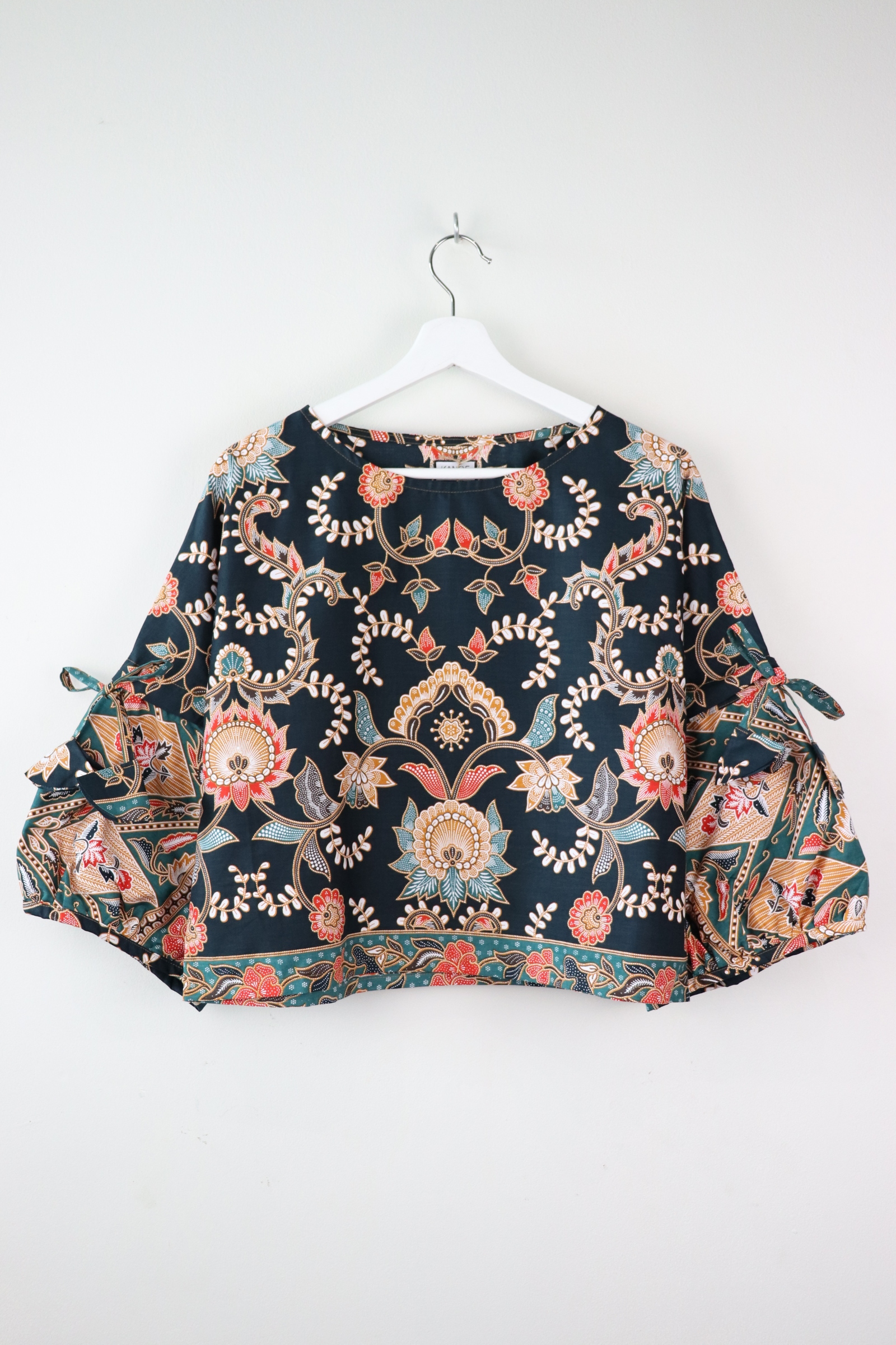 Klassik Batik Top - Mawar May