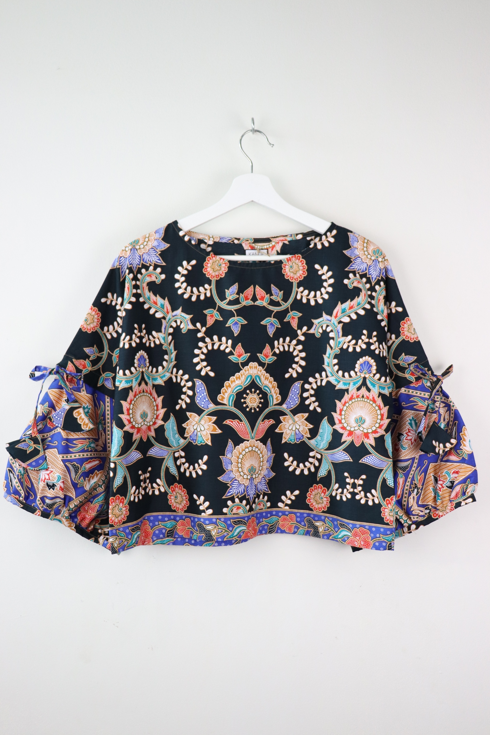 Klassik Batik Top - Ani Ainun